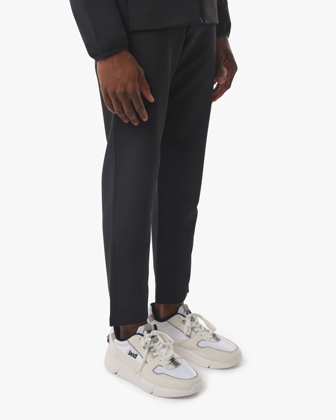 f64995525916e1291ea37f9b68a60166_NERO_JKPT6RE05U_2_001