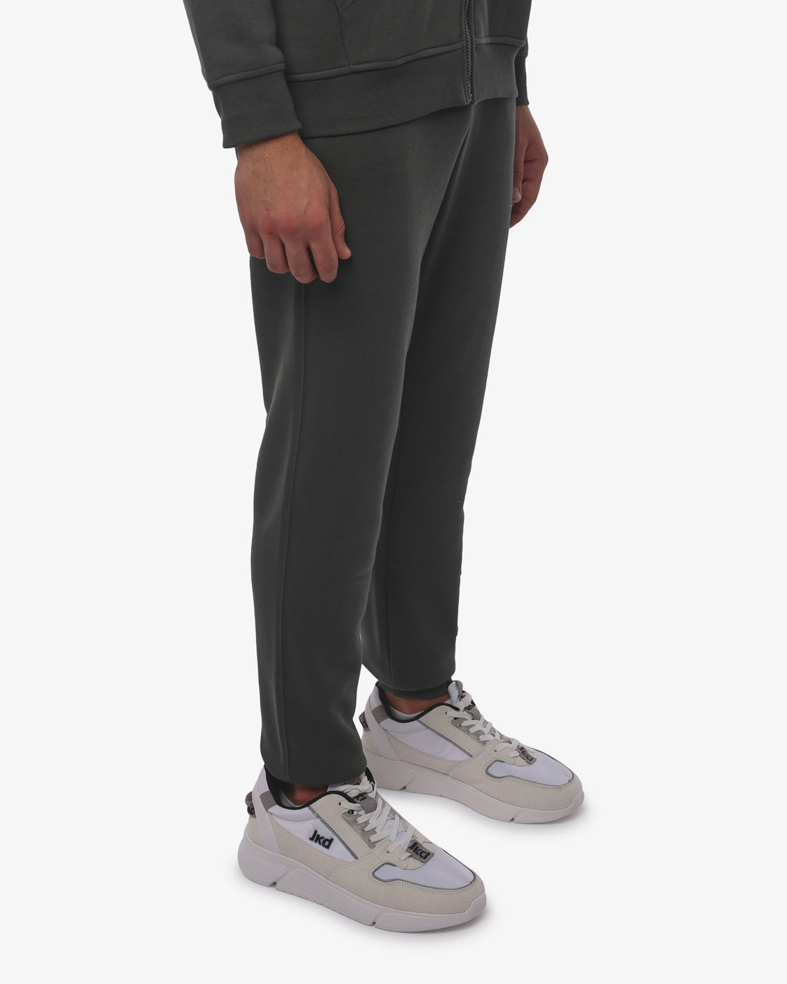 0c67b90e02f3194587f36af9730fc9e9_VERDE_JKPT6SD04U_13_Q11