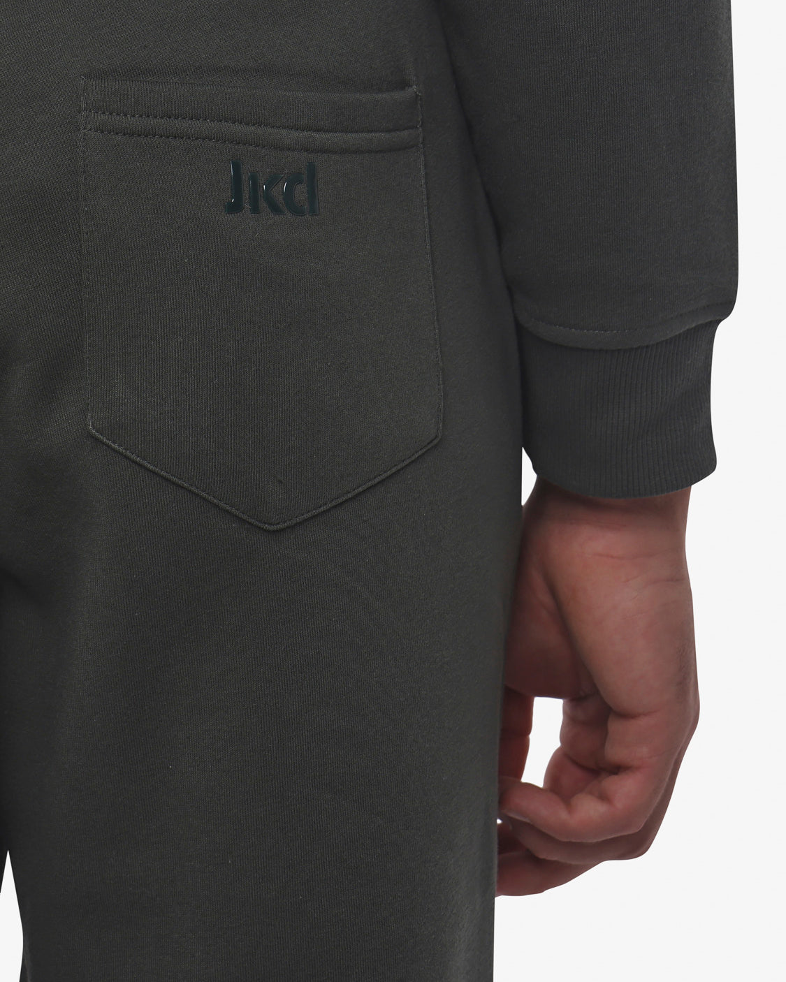 0c67b90e02f3194587f36af9730fc9e9_VERDE_JKPT6SD04U_16_Q11