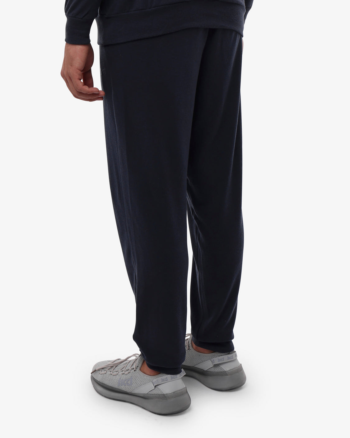 8614c9477a5d86f42a1da6b19d625392_BLU_JKPT6XG03U_2_002