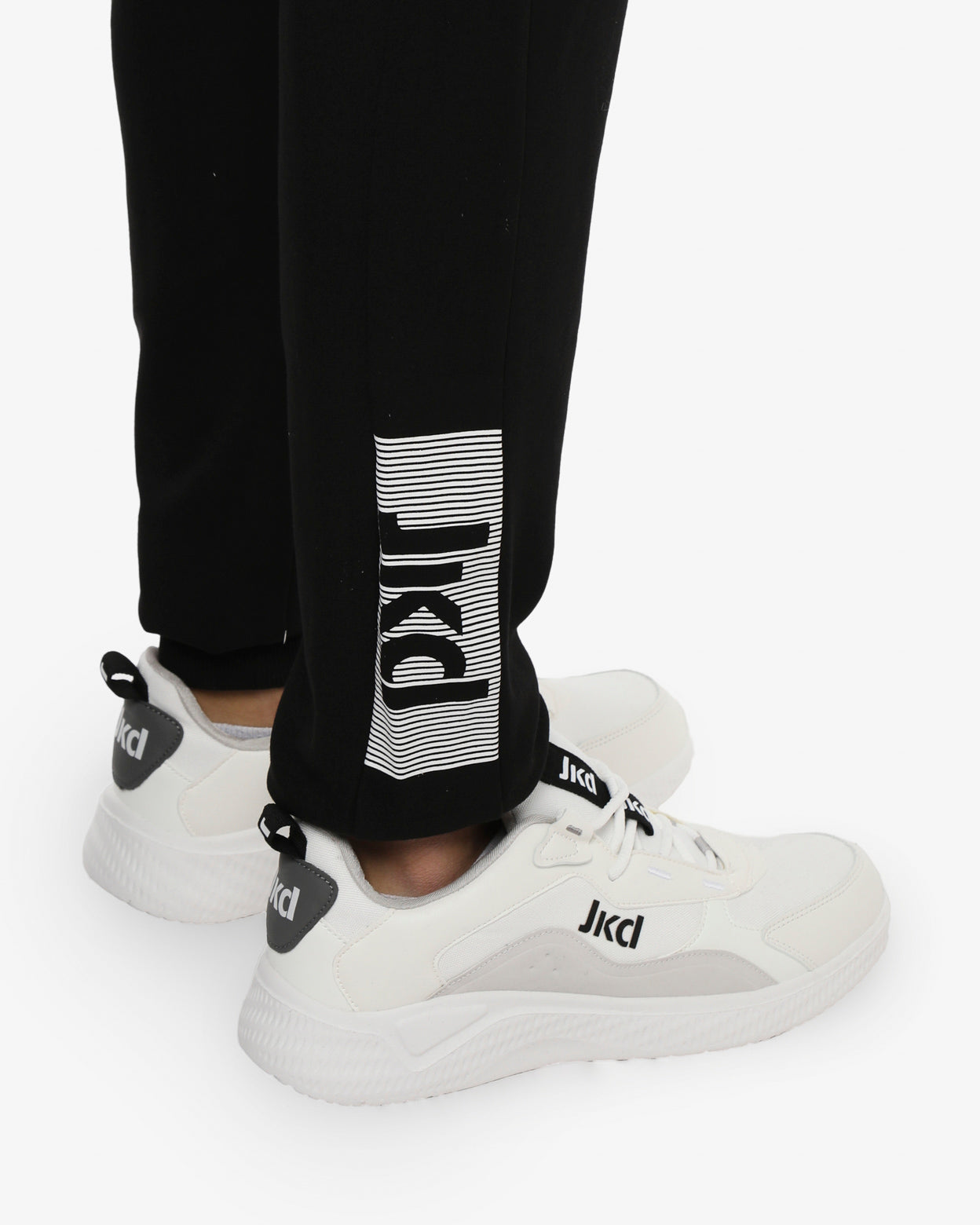 f64995525916e1291ea37f9b68a60166_NERO_JKPT6YB03X_10_001