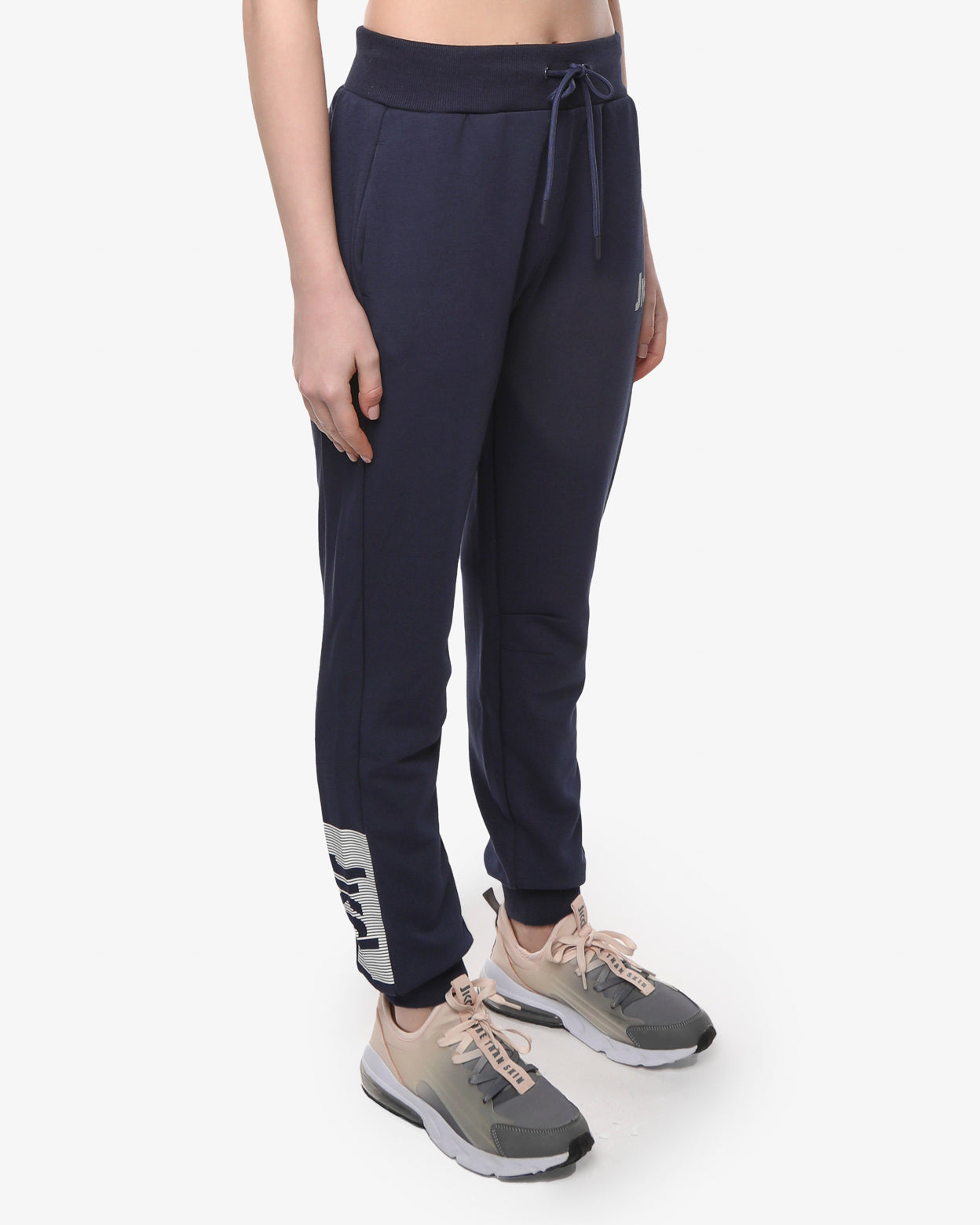 3b1ef929623d50d3394a35c5b9d16dd6_BLU_JKPT6YB03X_15_028