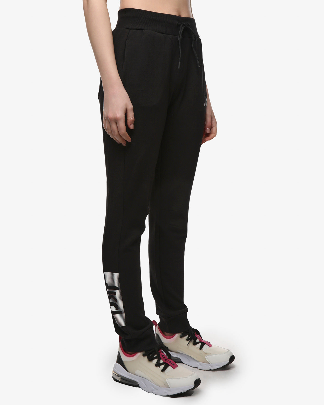 f64995525916e1291ea37f9b68a60166_NERO_JKPT6YB03X_6_001