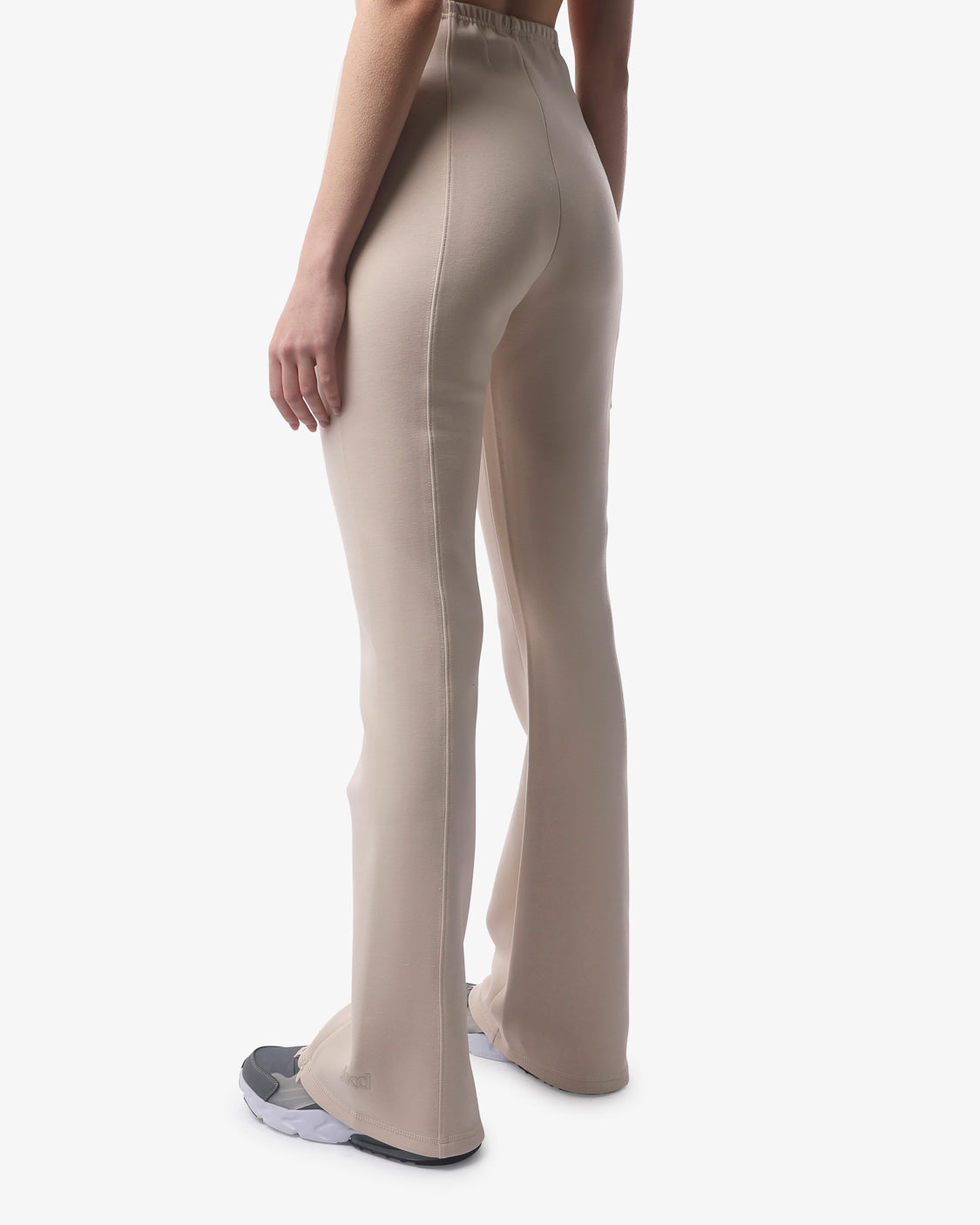 c0fe5b069af7ebbce0c25a4fa9e86a9f_BIANCO_JKPT7DS04D_2_016