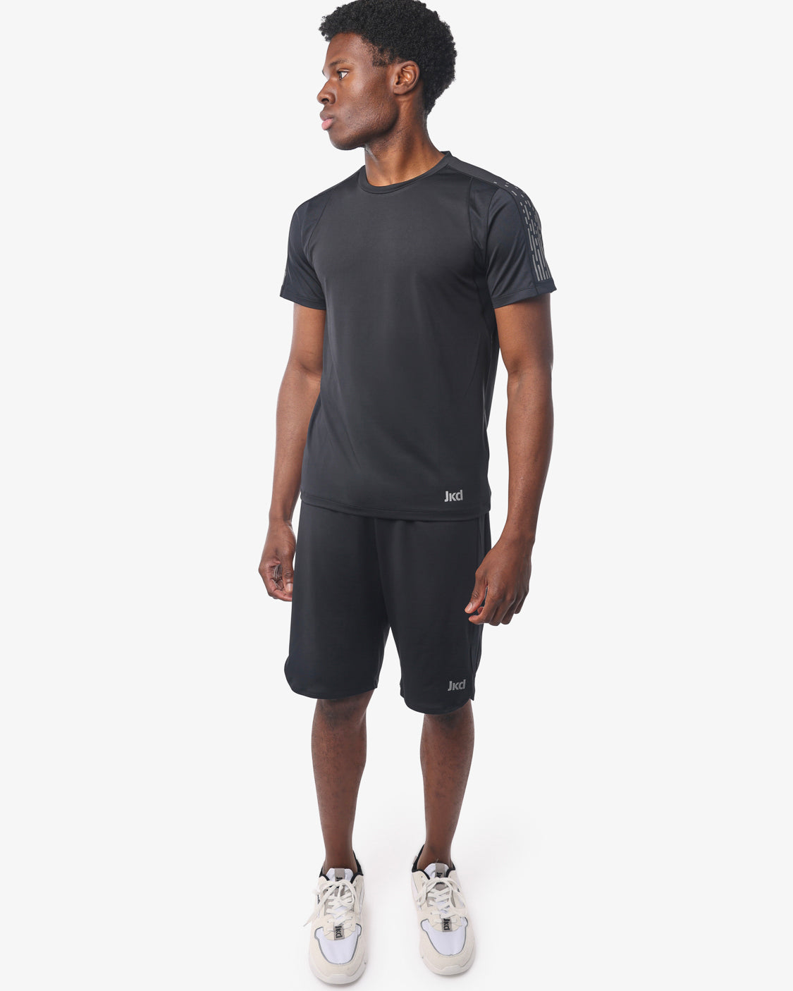 f64995525916e1291ea37f9b68a60166_NERO_JKPT7G603U_6_001