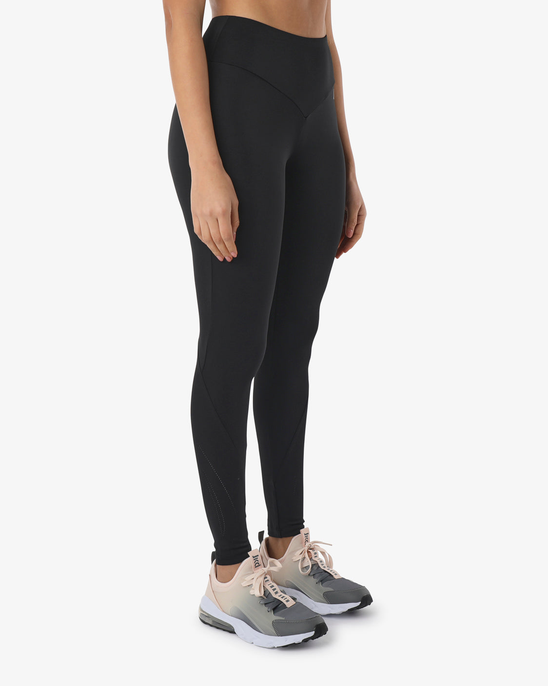 f64995525916e1291ea37f9b68a60166_NERO_JKPT7GV06D_13_001