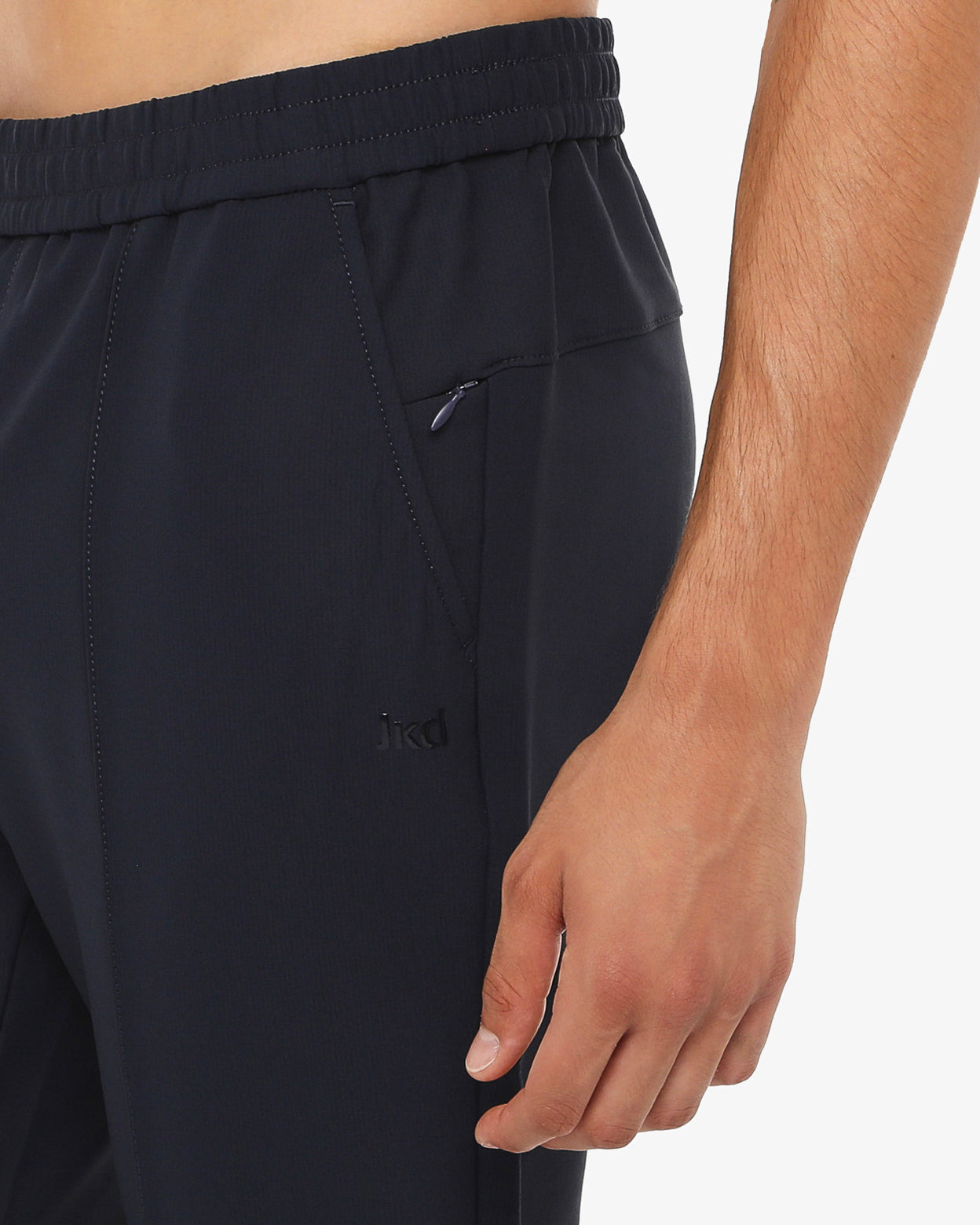 3b1ef929623d50d3394a35c5b9d16dd6_BLU_JKPT88O10U_16_028