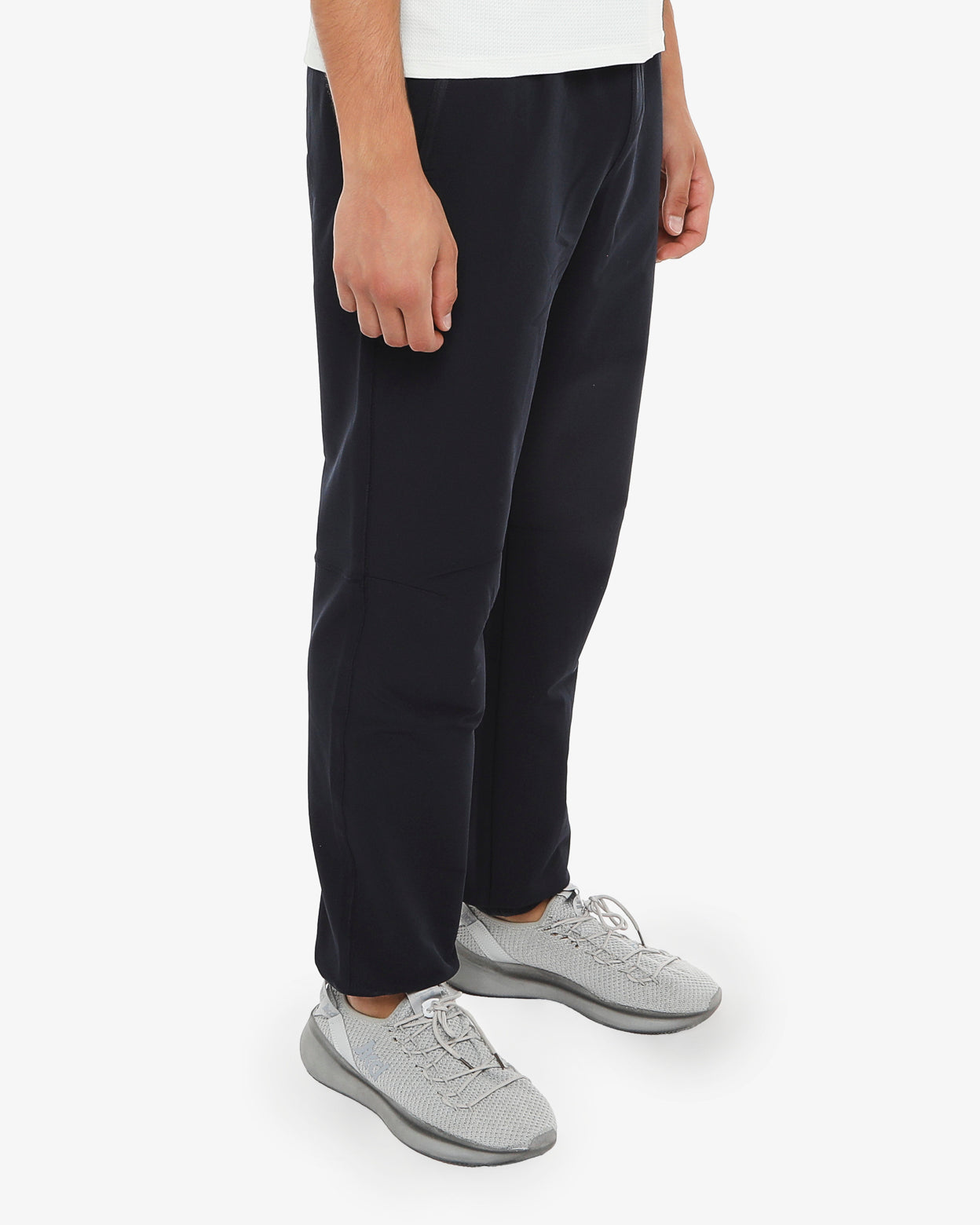 3b1ef929623d50d3394a35c5b9d16dd6_NAVY_JKPT88O16U_13_028