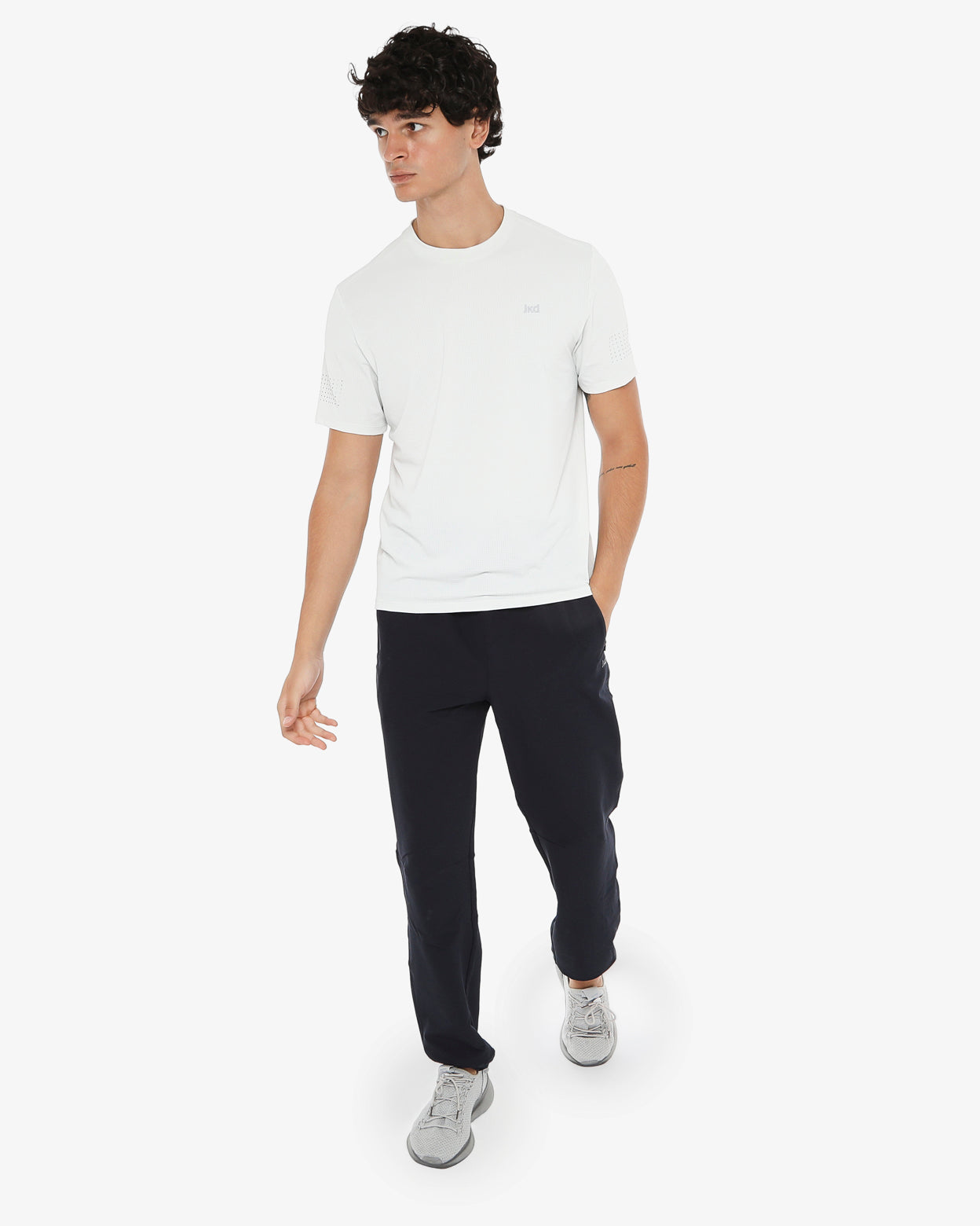 3b1ef929623d50d3394a35c5b9d16dd6_NAVY_JKPT88O16U_17_028