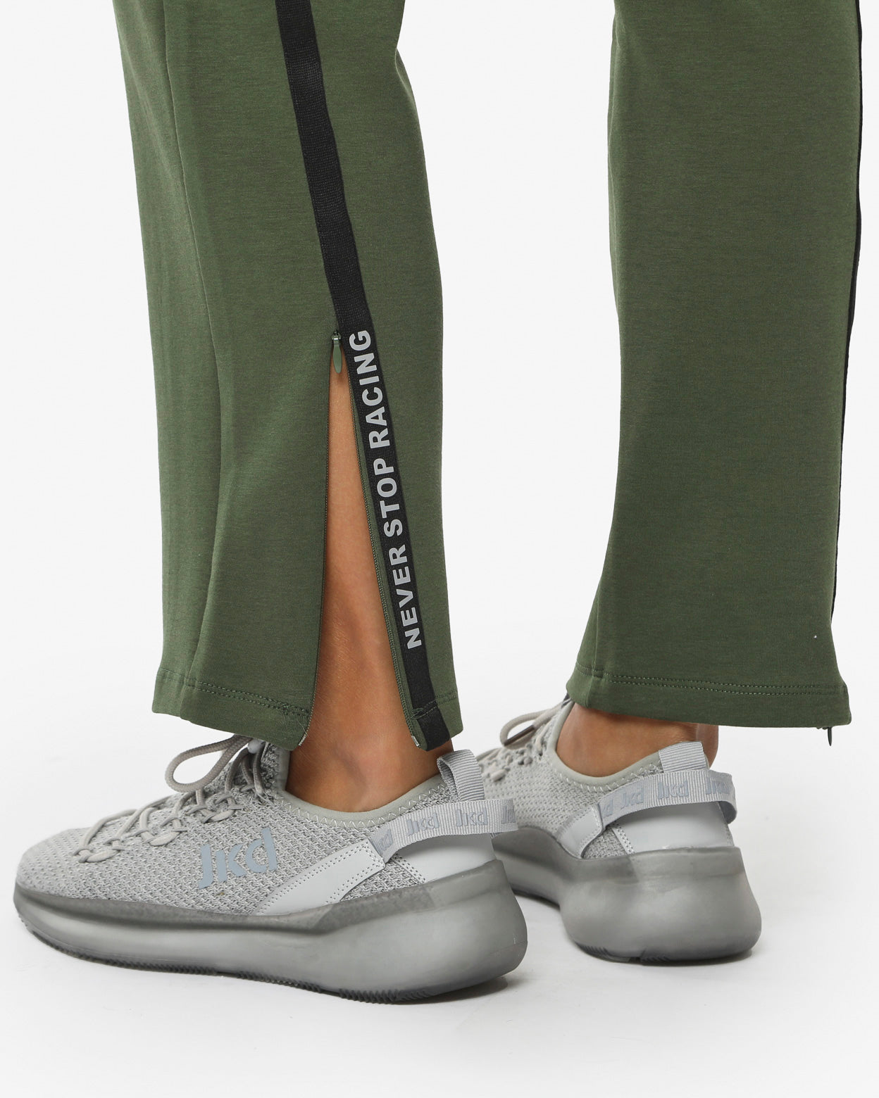 2cf8f83b1d1294098cd81e10bf3a4b5e_VERDE_JKPT88S02D_21_663