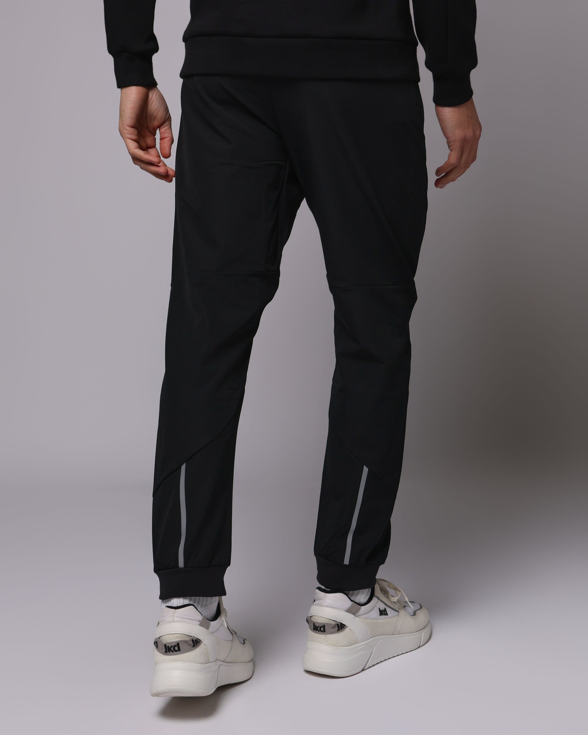 f64995525916e1291ea37f9b68a60166_NERO_JKPT89I05U_28_001