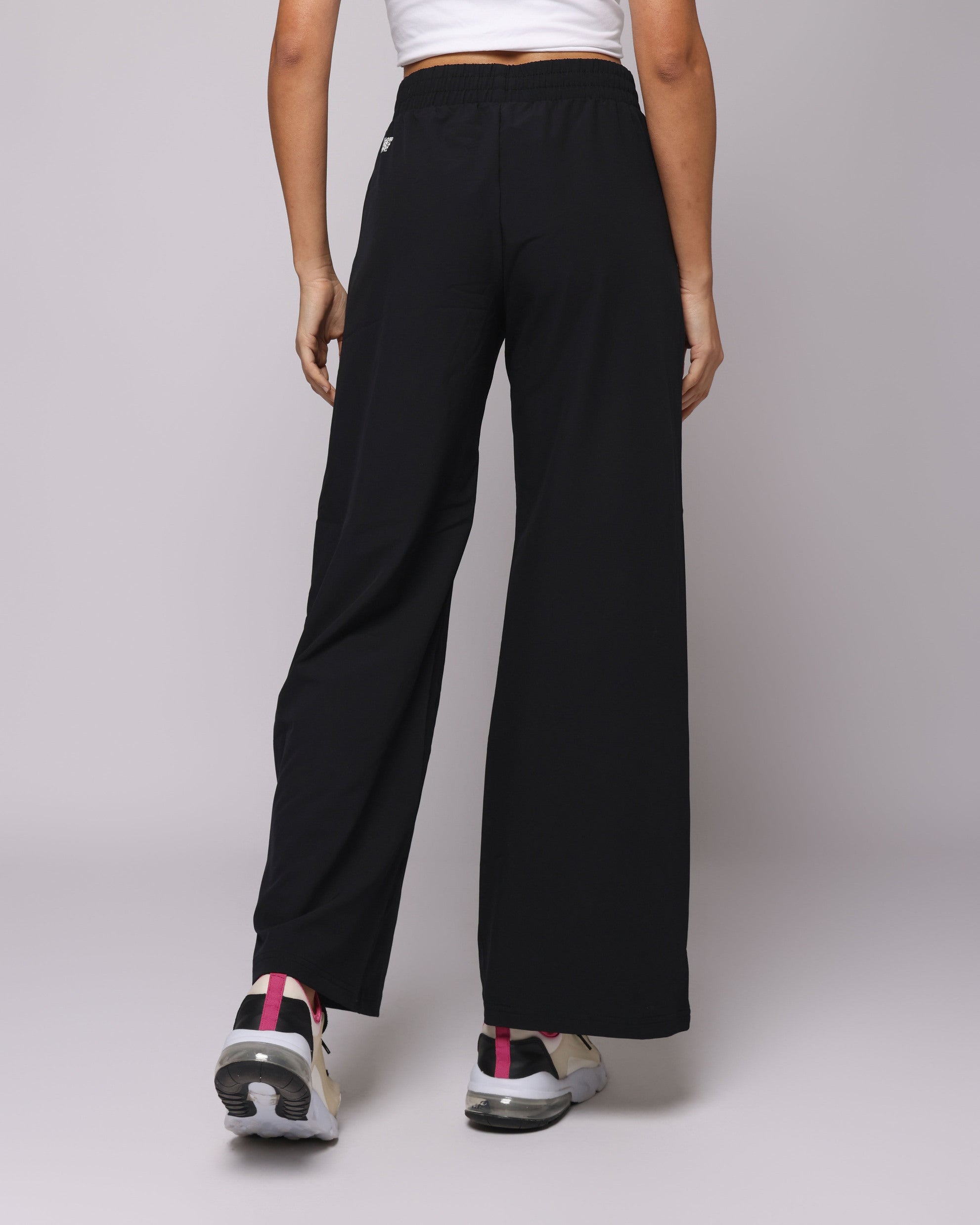 f64995525916e1291ea37f9b68a60166_NERO_JKPT8NC01D_35_001