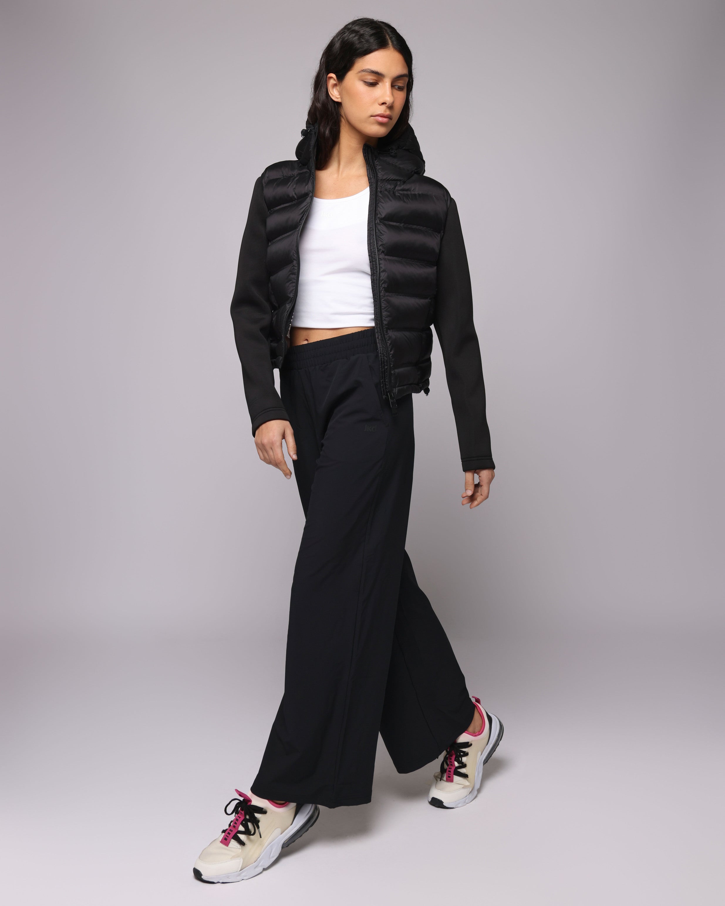 f64995525916e1291ea37f9b68a60166_NERO_JKPT8NC01D_37_001