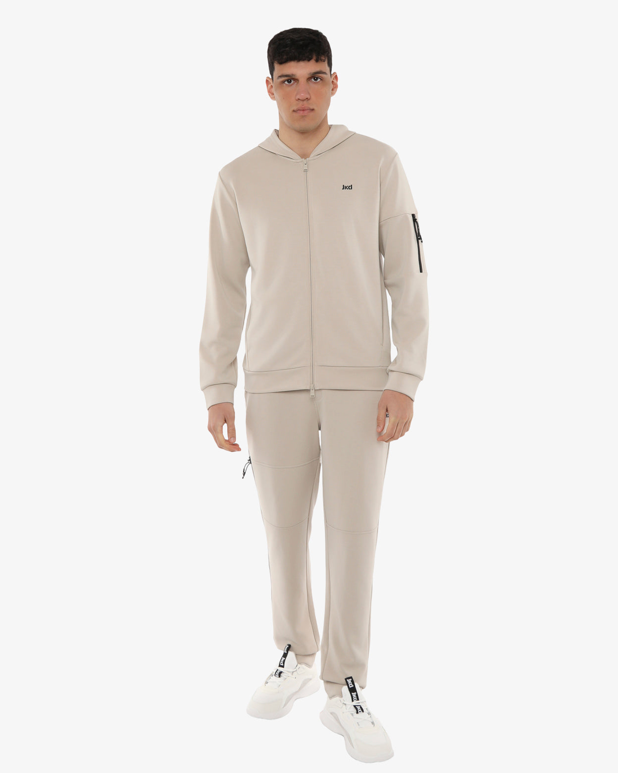 db783bd1b9624cd3bbea2a7f2066009f_CAMEL_JKPT8NC01U_17_259