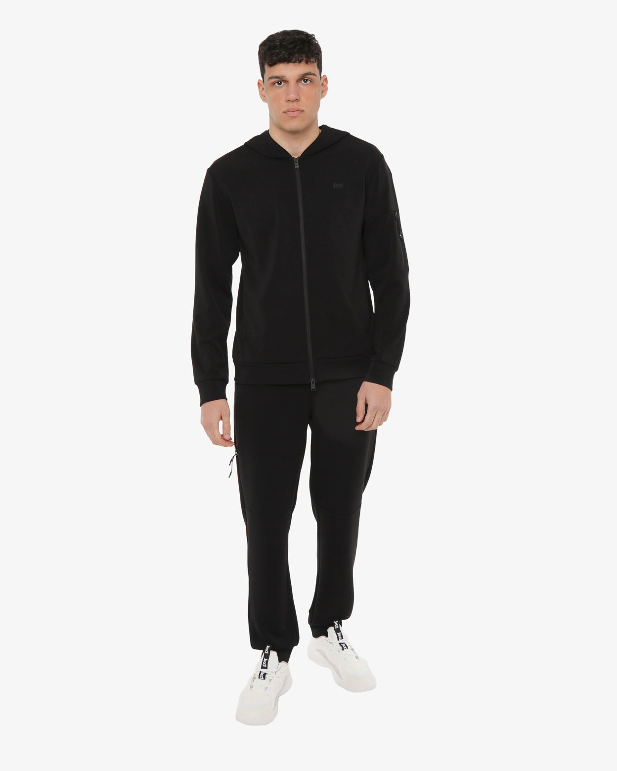 f64995525916e1291ea37f9b68a60166_NERO_JKPT8NC01U_3_001