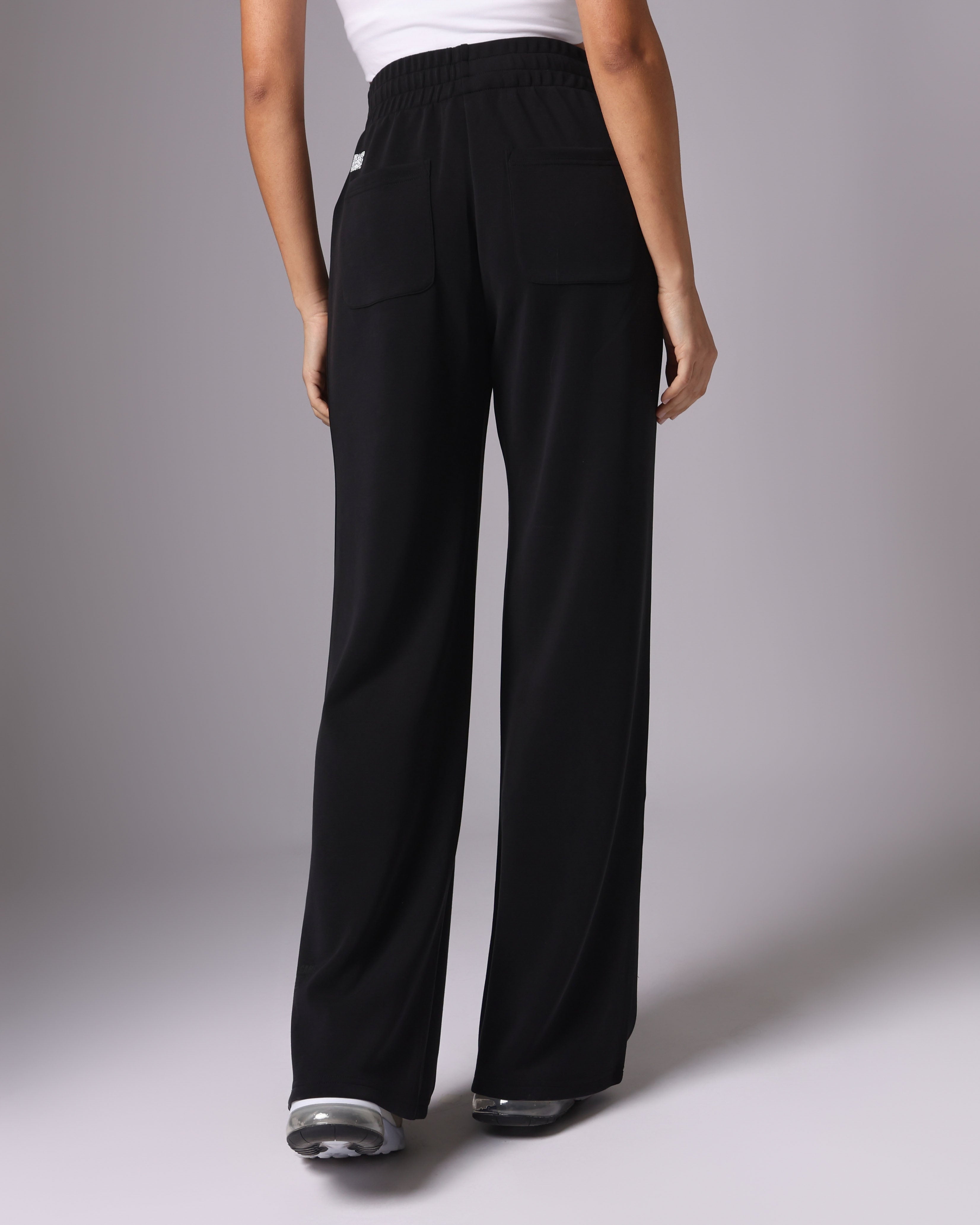 f64995525916e1291ea37f9b68a60166_NERO_JKPT8NC02D_23_001