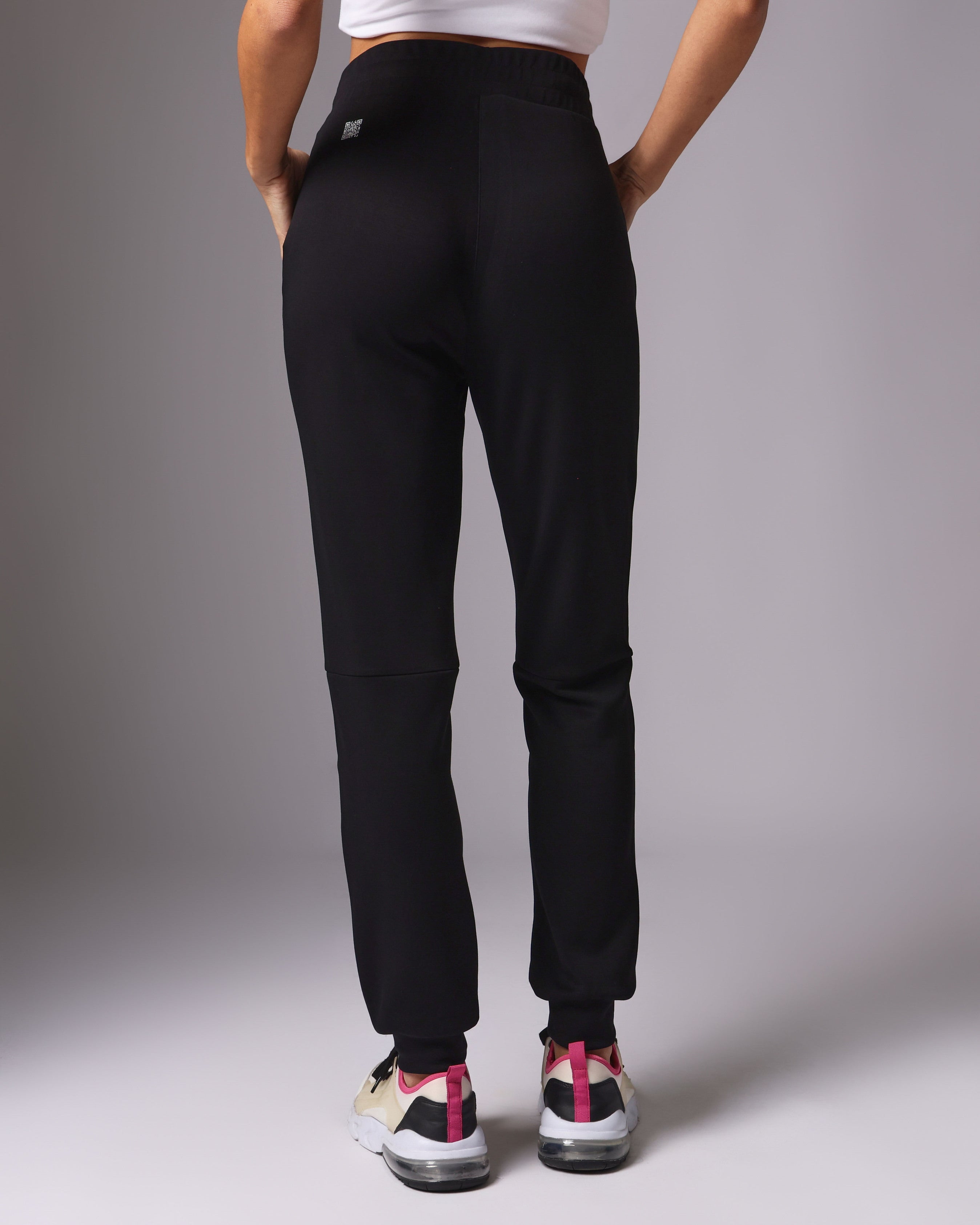 f64995525916e1291ea37f9b68a60166_NERO_JKPT8NC06D_42_001