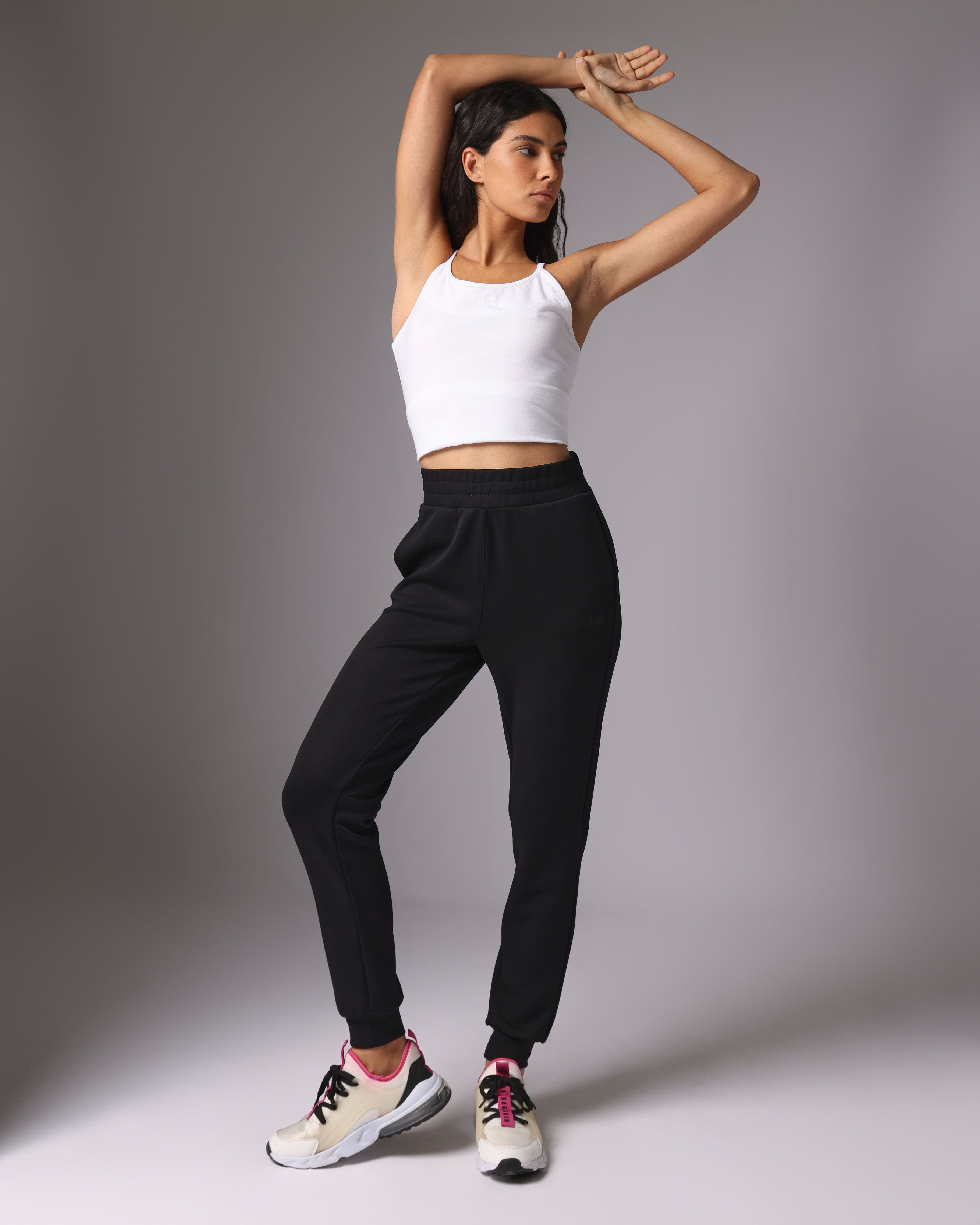 f64995525916e1291ea37f9b68a60166_NERO_JKPT8NC06D_44_001