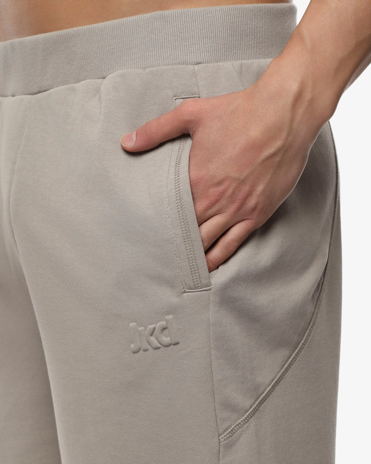 2a52ba6e26e550c59e15affa051e478b_CAMEL_JKSH8NB02U_21_259