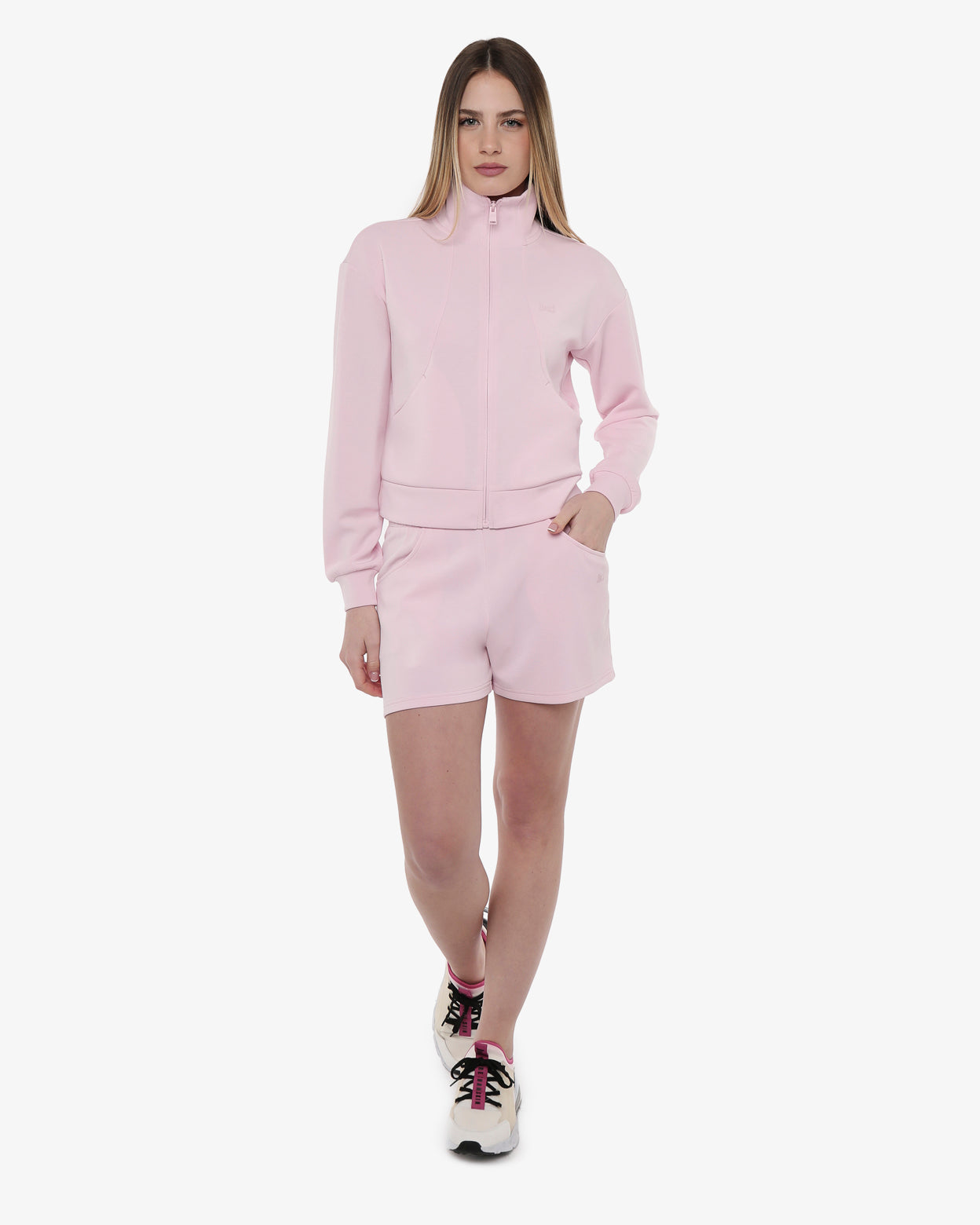 ad0579834f8a91ee757c410bc0bf677d_ROSA_JKSH8NC03D_17_026