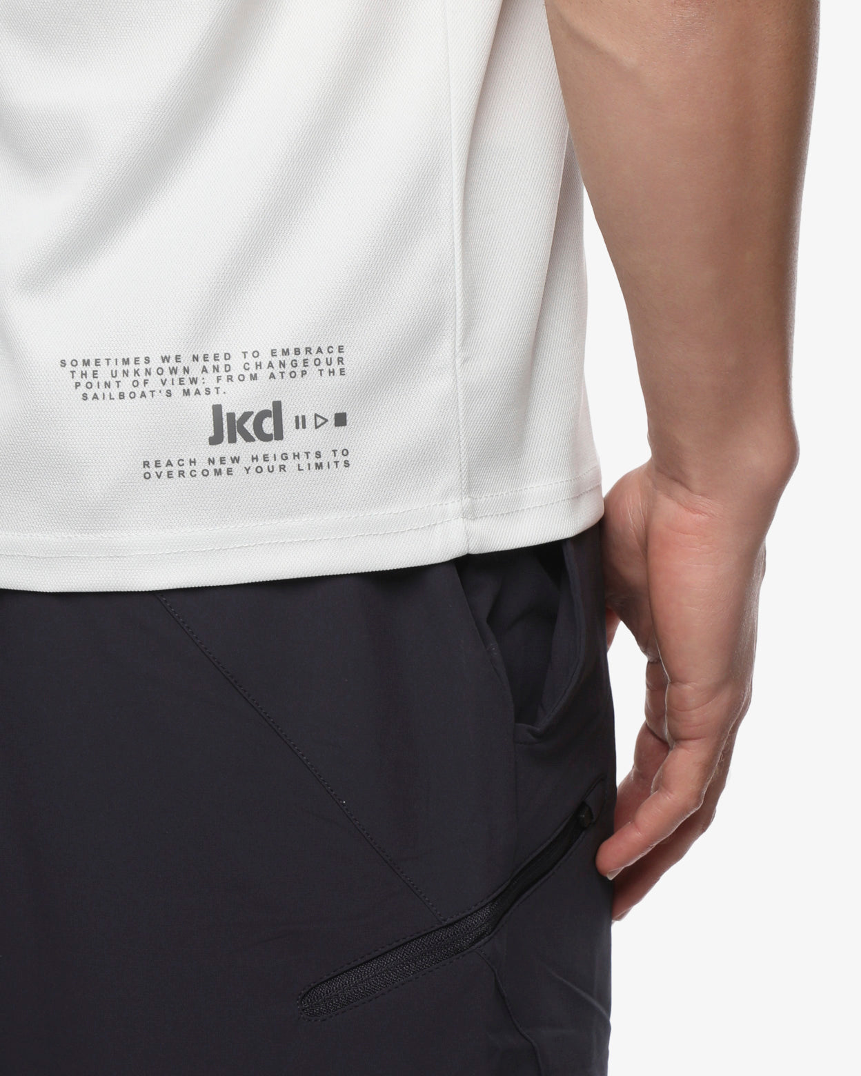 a2dc80bbfa384a1b0e747acaf8ccb97e_GHIACCIO_JKTH8MV04U_12_185