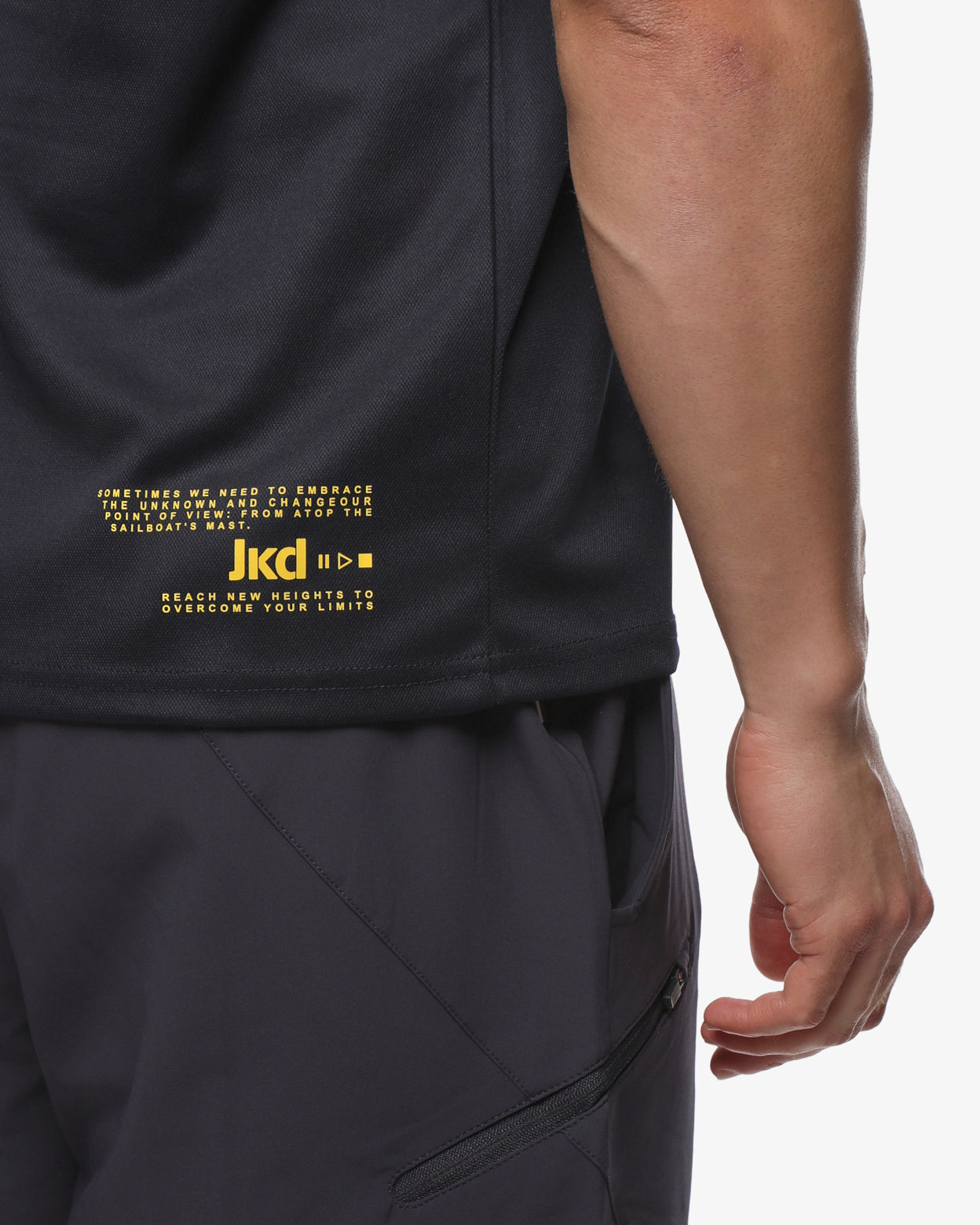 3b1ef929623d50d3394a35c5b9d16dd6_NAVY_JKTH8MV04U_29_028