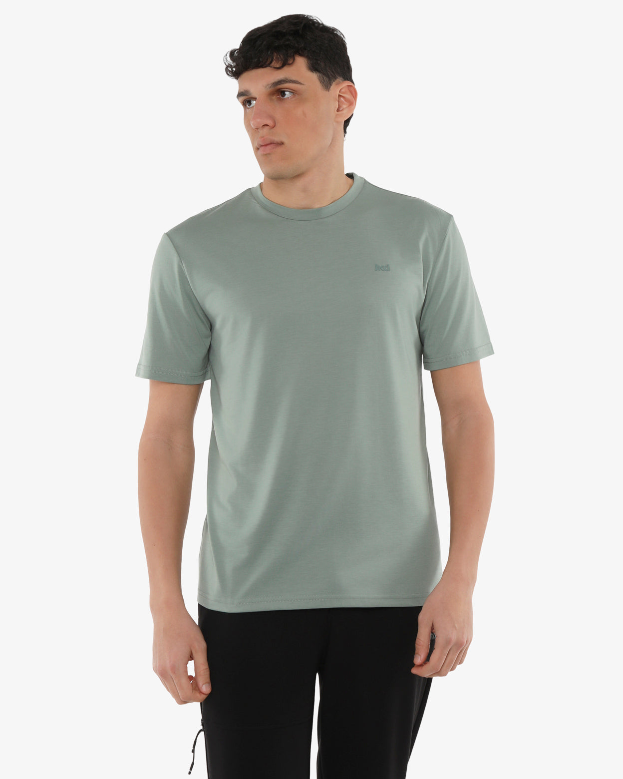 bd97fc3cf1626c7e43d45f1cceb49ebf_ALOE_JKTH8NC04U_12_G44