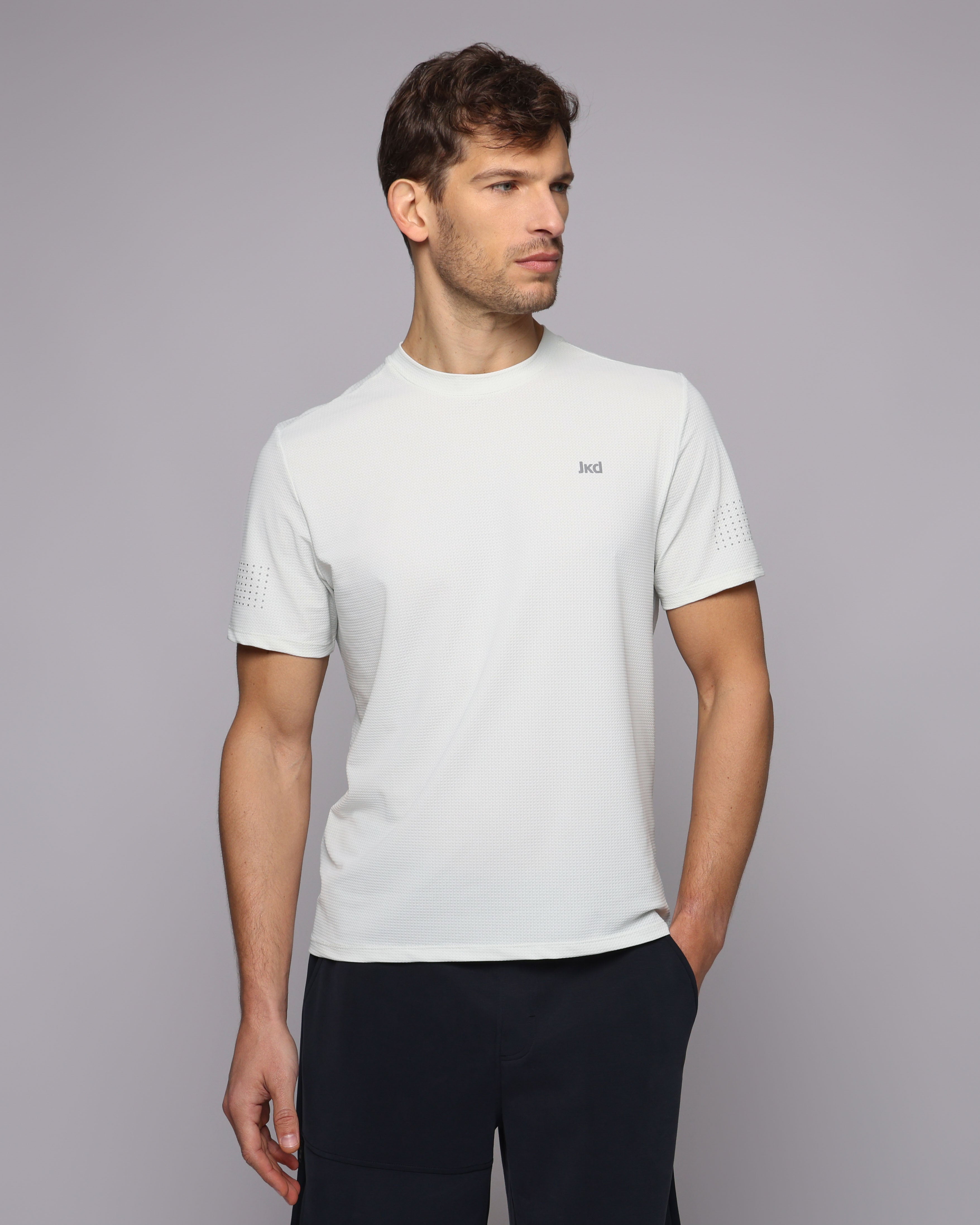 a2dc80bbfa384a1b0e747acaf8ccb97e_GHIACCIO_JKTH8NU03U_39_185