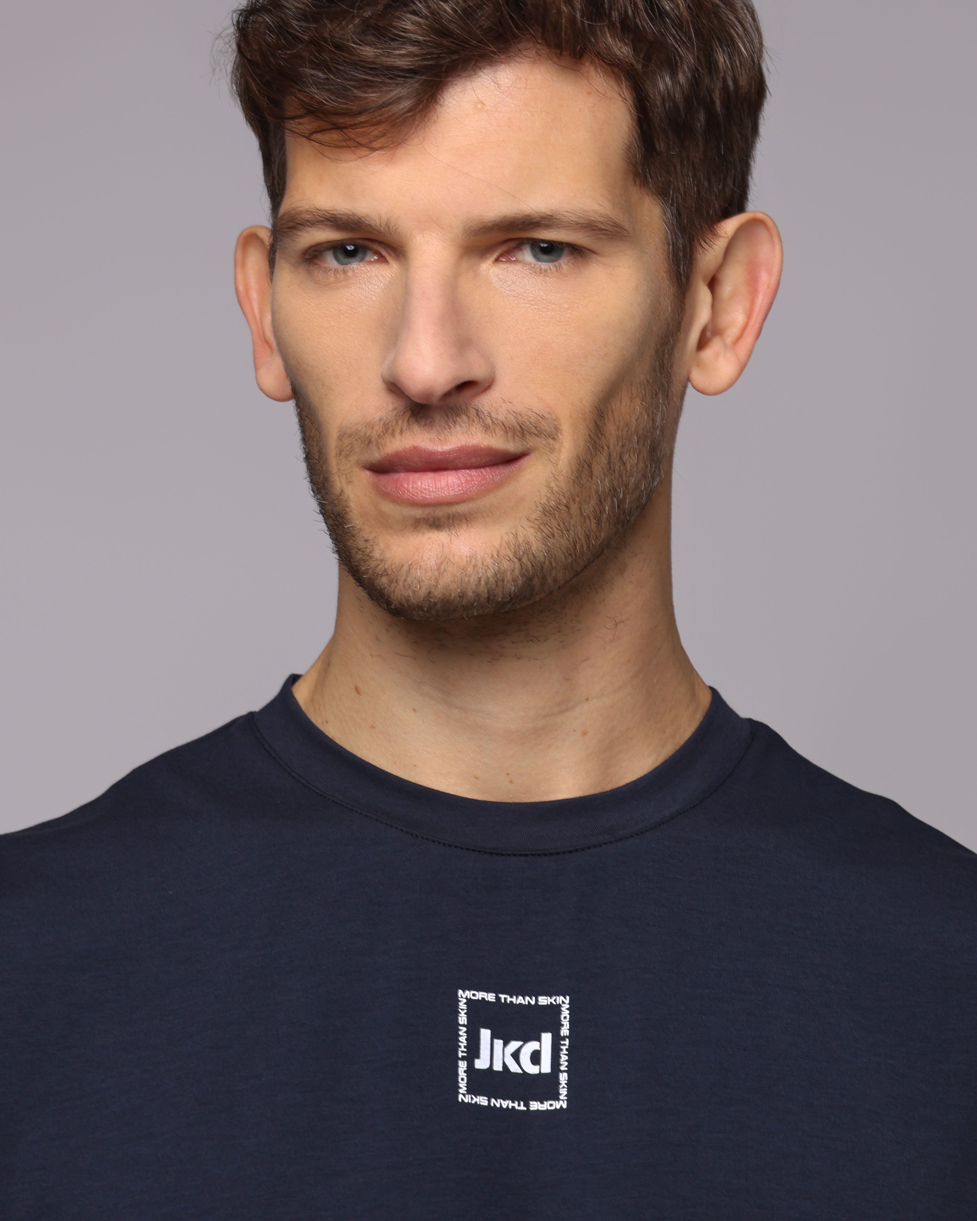 3b1ef929623d50d3394a35c5b9d16dd6_NAVY_JKTH9R802U_9_028