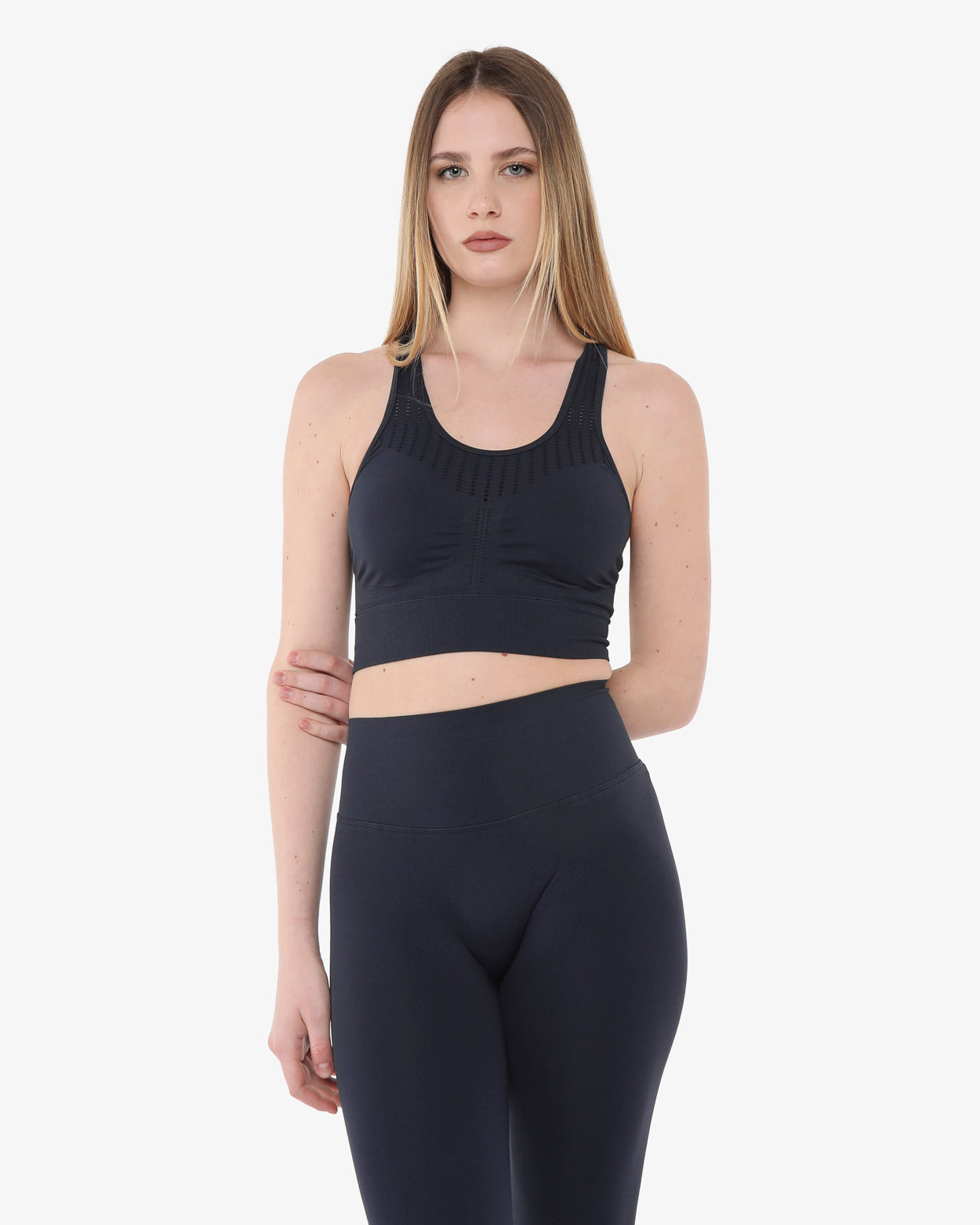 3b1ef929623d50d3394a35c5b9d16dd6_NAVY_JKTO8B203D_9_028