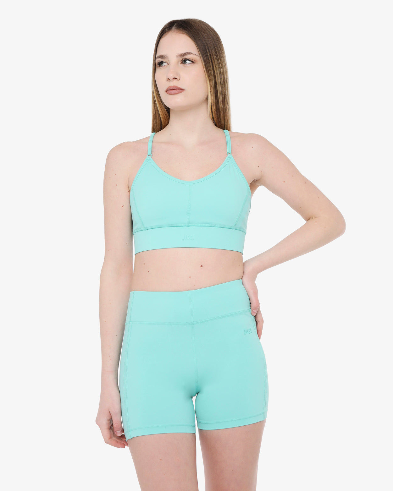 c57b8e9ffb37b1384e9299cd12886fdb_VERDE_JKTO8O704D_13_D81