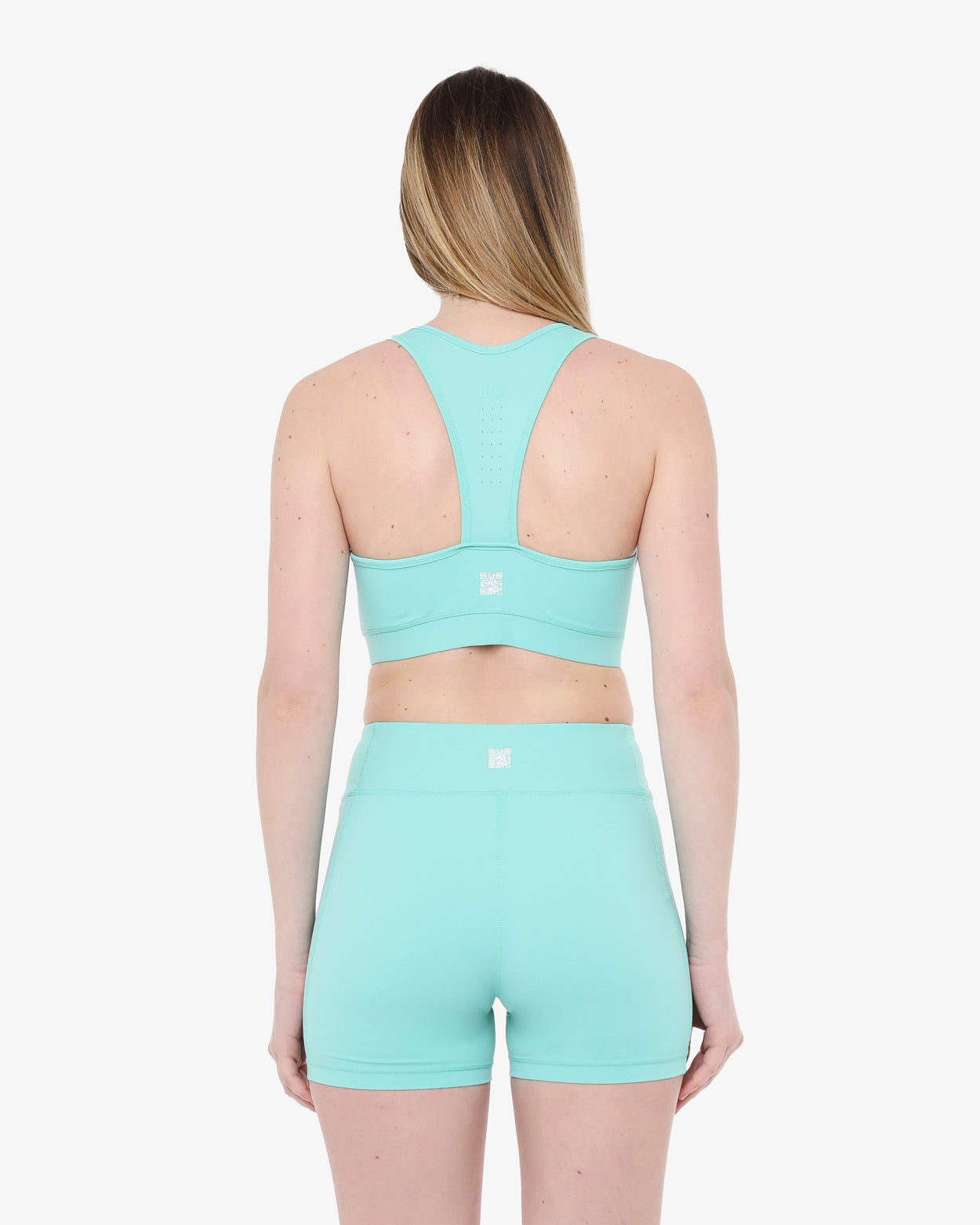 c57b8e9ffb37b1384e9299cd12886fdb_VERDE_JKTO8O707D_22_D81