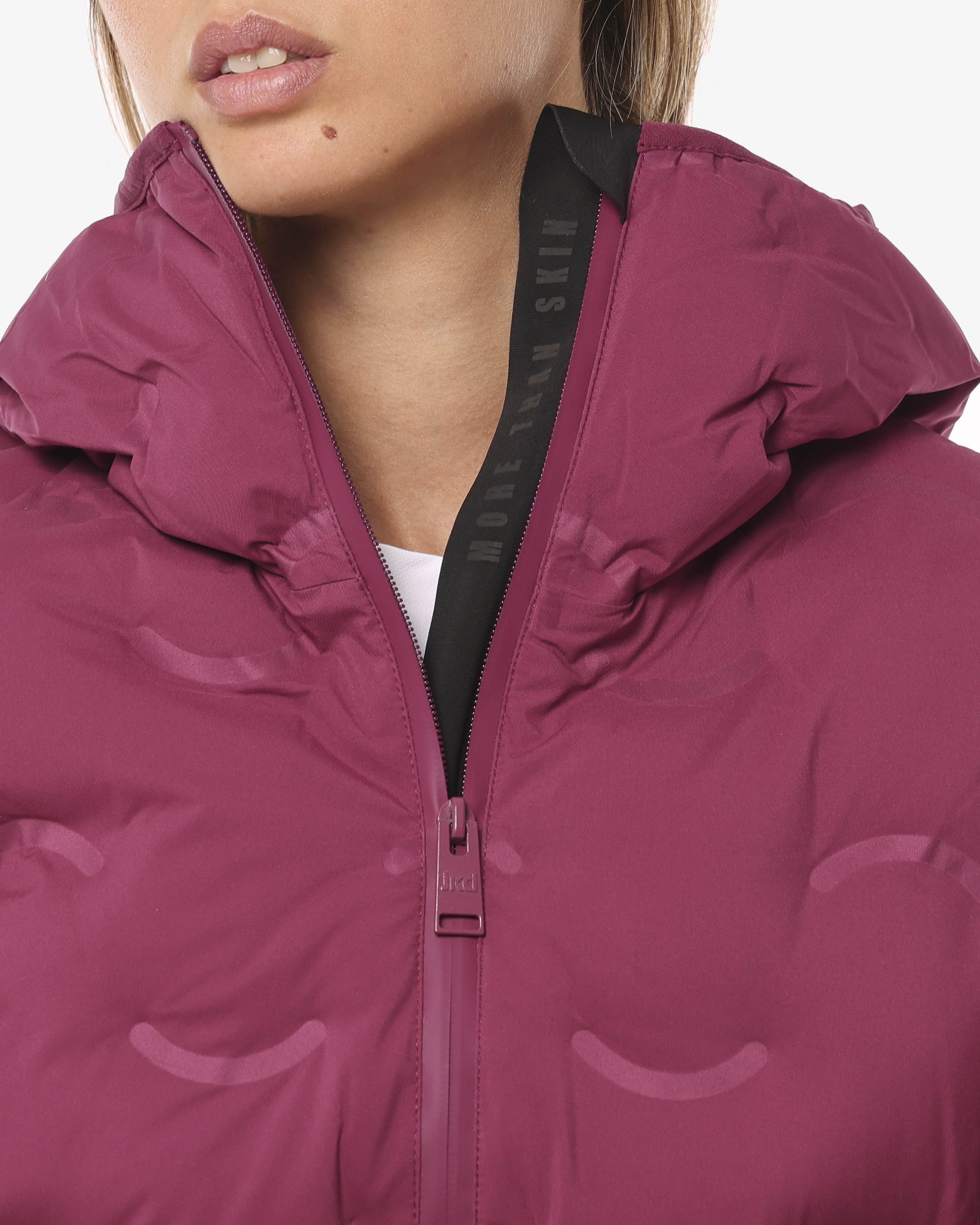 b93b2570cf1bb0facd260659f5876804_AMARENA_JKC19D709D_23_247