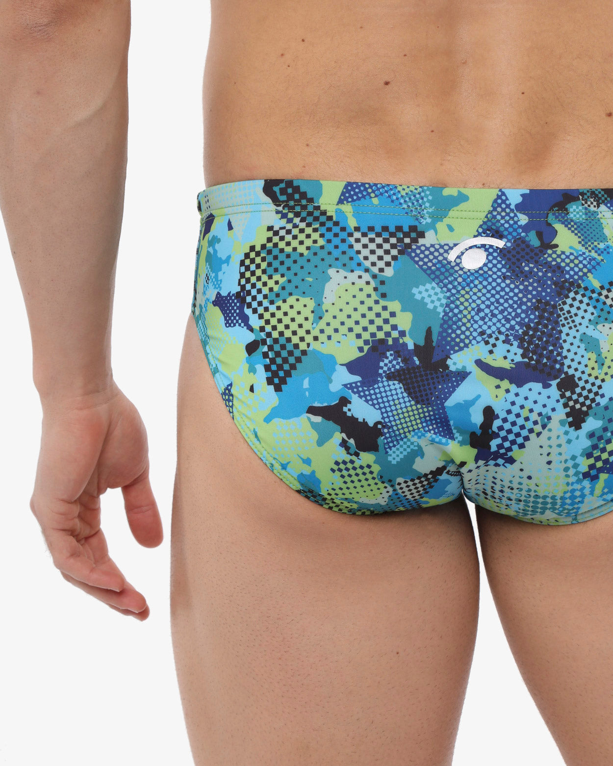 f2db7d37a7fbb9d41bfa205558988e29_BLU_JKCM7XF03U_4_E18