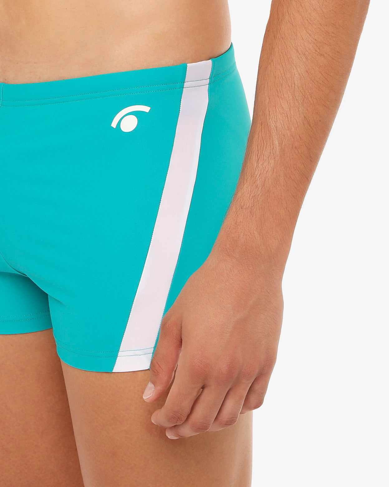 32219b48193382cac5ffaeb8eeaa9363_BLU_JKCM9TX04U_13_D82