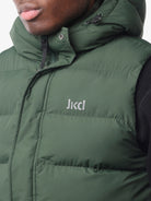 c57b8e9ffb37b1384e9299cd12886fdb_VERDE_JKGC7DS05U_5_Q11