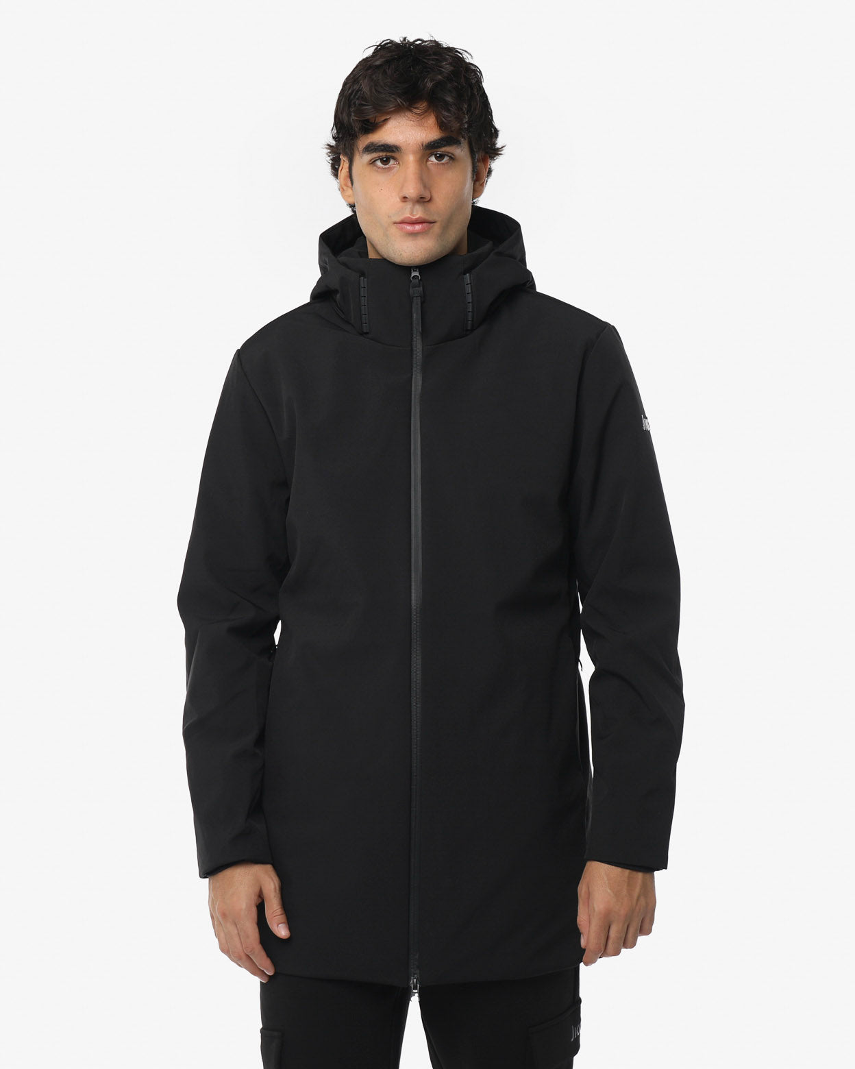 f64995525916e1291ea37f9b68a60166_NERO_JKGC7FC04U_17_001