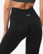 f64995525916e1291ea37f9b68a60166_NERO_JKLG8B205D_30_001