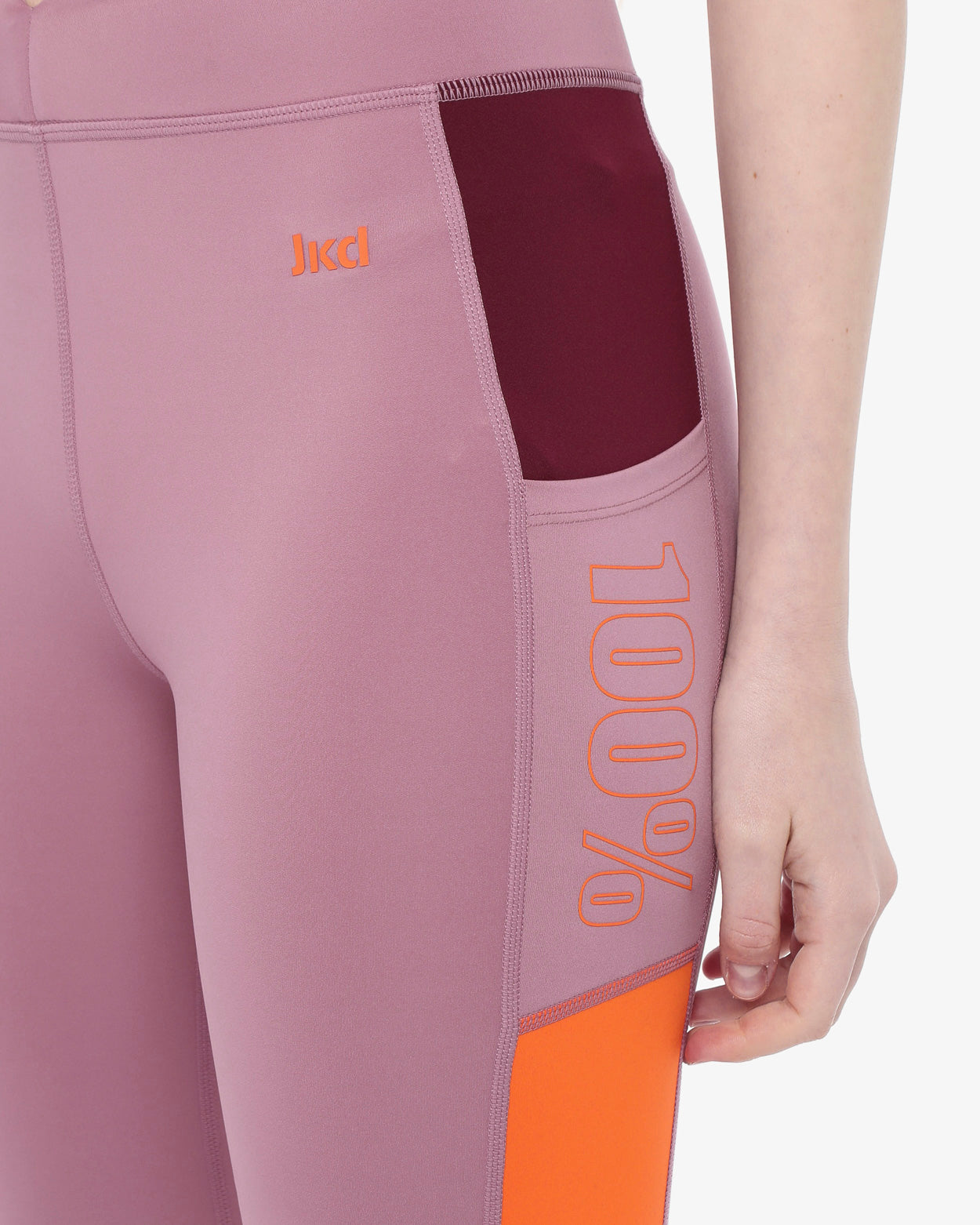 6c923ef23ffa8e836b1f72b526939329_ROSA_JKLG8NU03D_21_C63