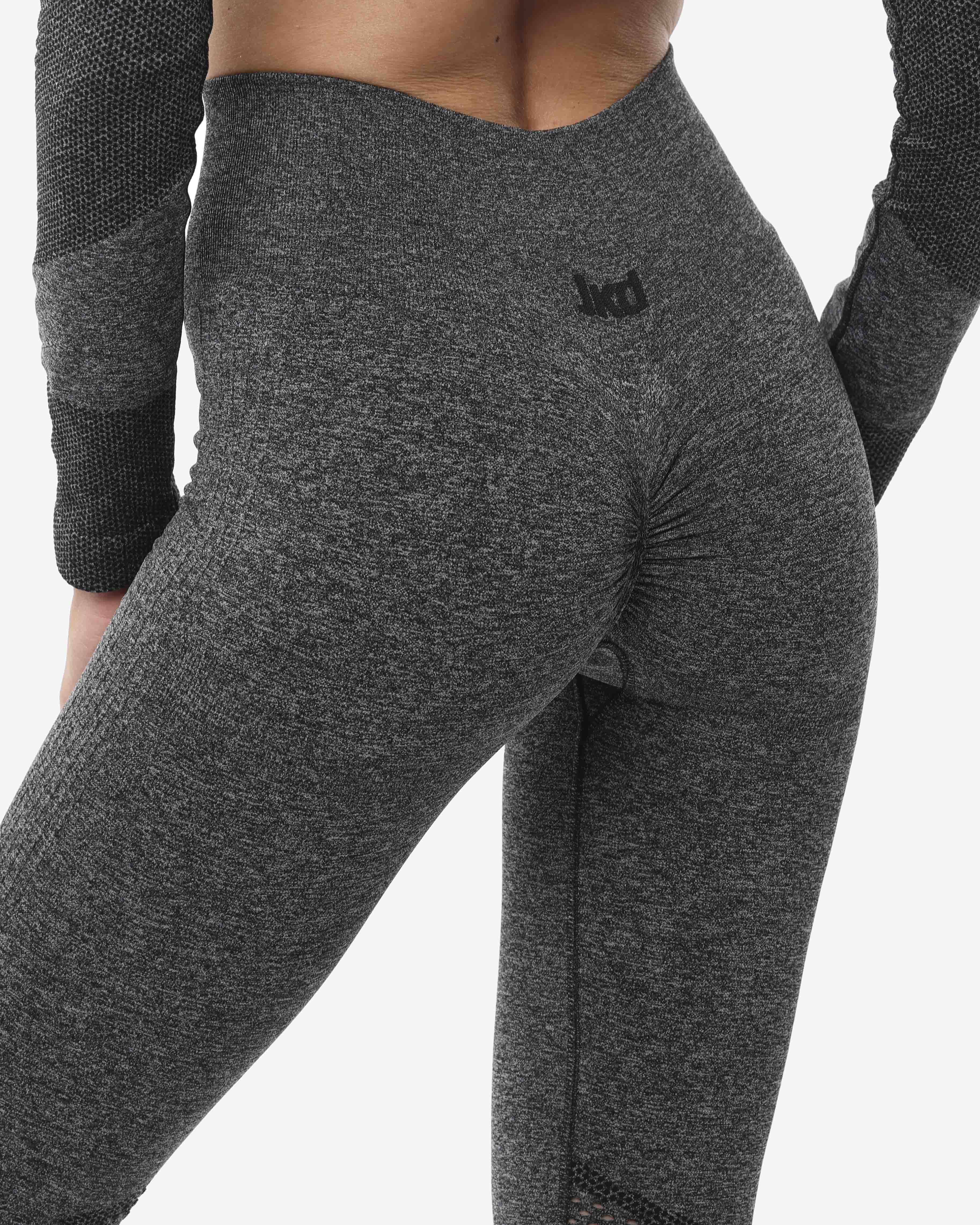 f64995525916e1291ea37f9b68a60166_NERO_JKLG9G304D_3_001