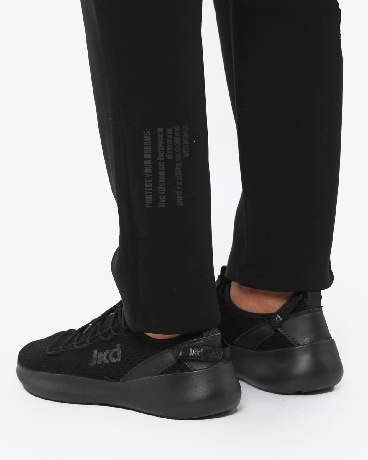 f64995525916e1291ea37f9b68a60166_NERO_JKPT7FJ07U_6_001