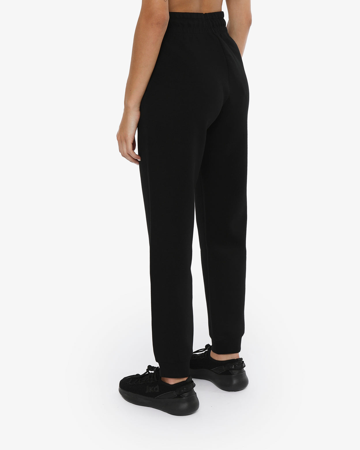 f64995525916e1291ea37f9b68a60166_NERO_JKPT7FJ08D_16_001