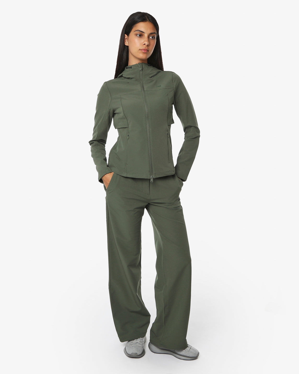 2cf8f83b1d1294098cd81e10bf3a4b5e_VERDE_JKPT88O17D_15_663