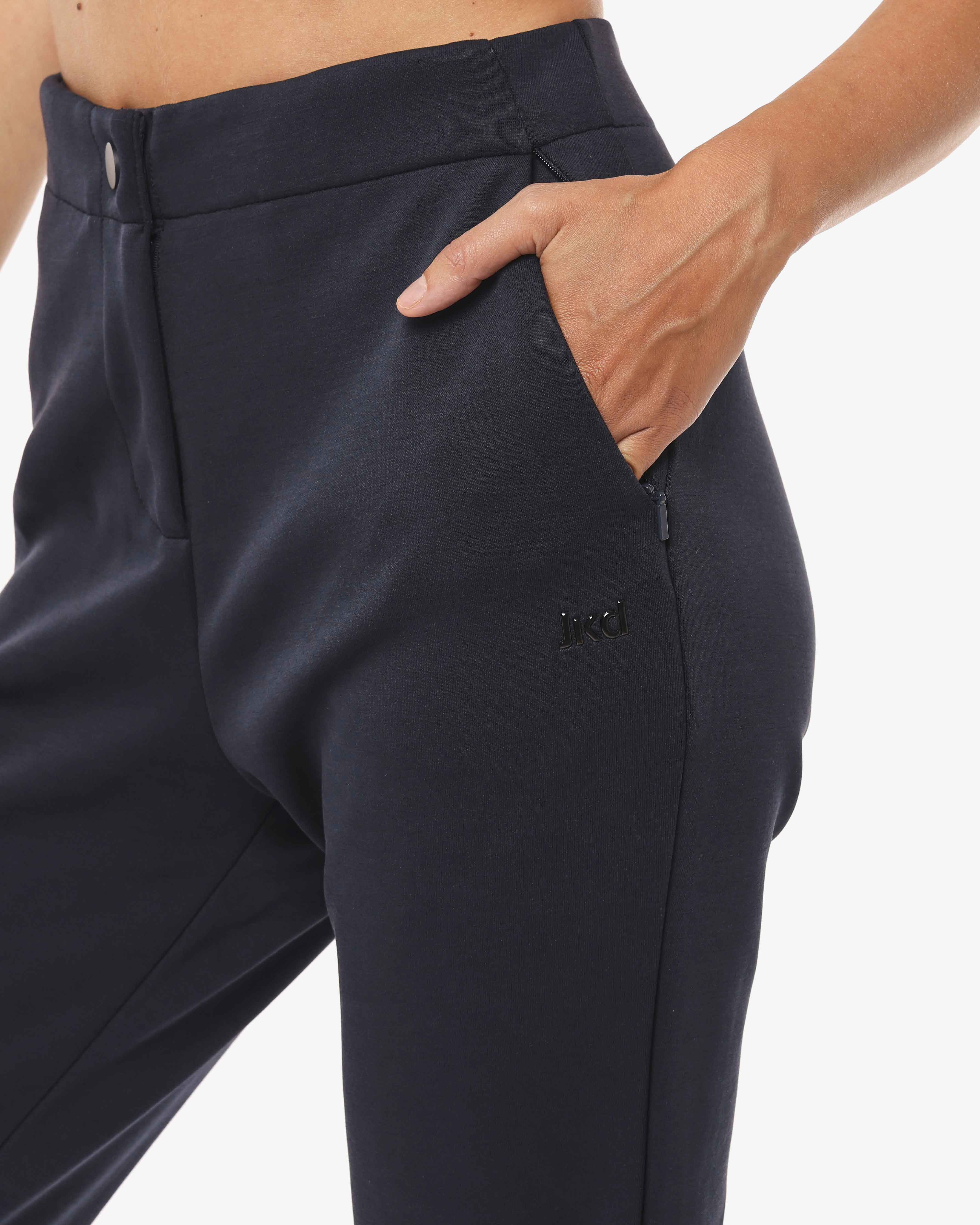 3b1ef929623d50d3394a35c5b9d16dd6_NAVY_JKPT9D802D_11_028