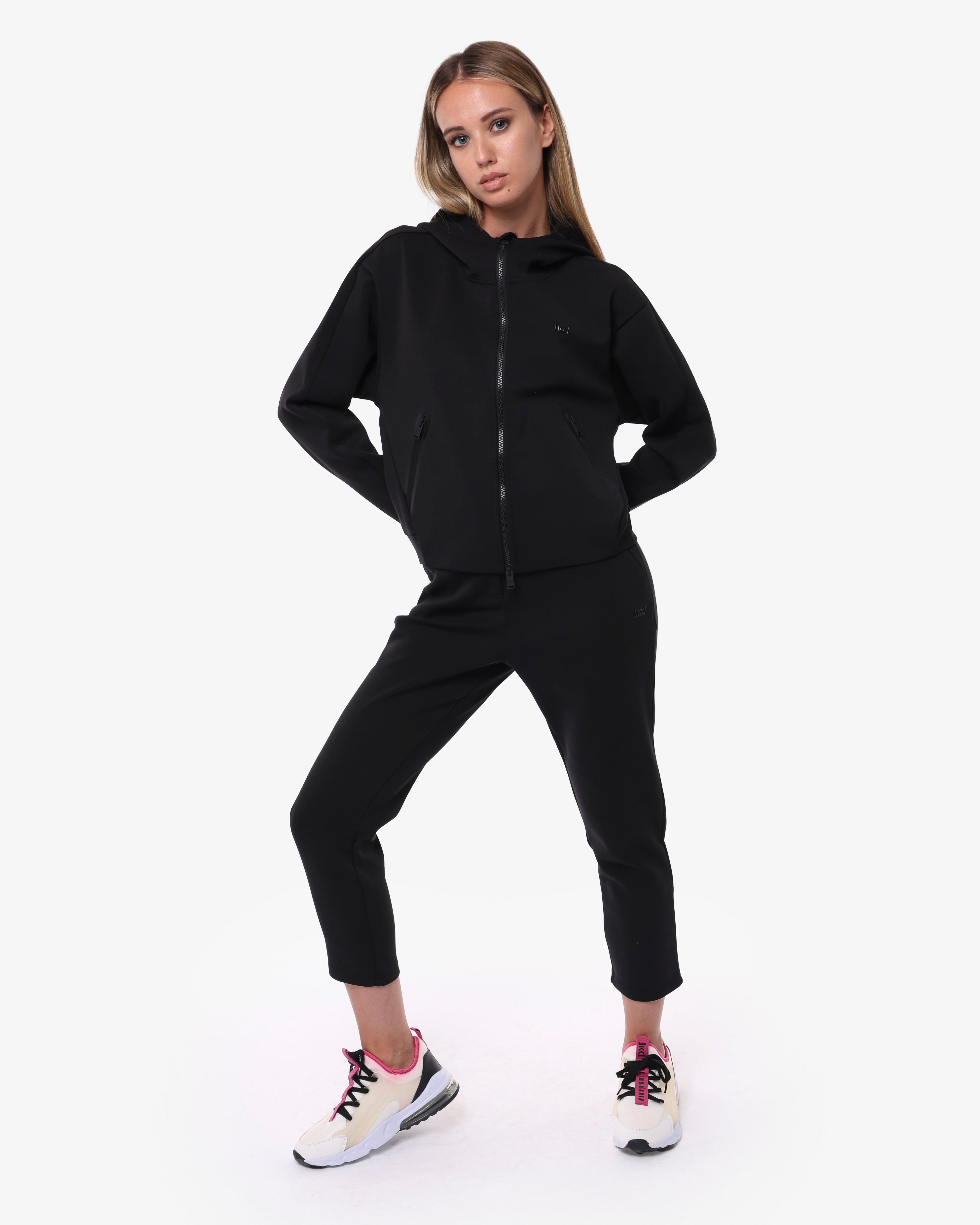 f64995525916e1291ea37f9b68a60166_NERO_JKPT9D802D_5_001