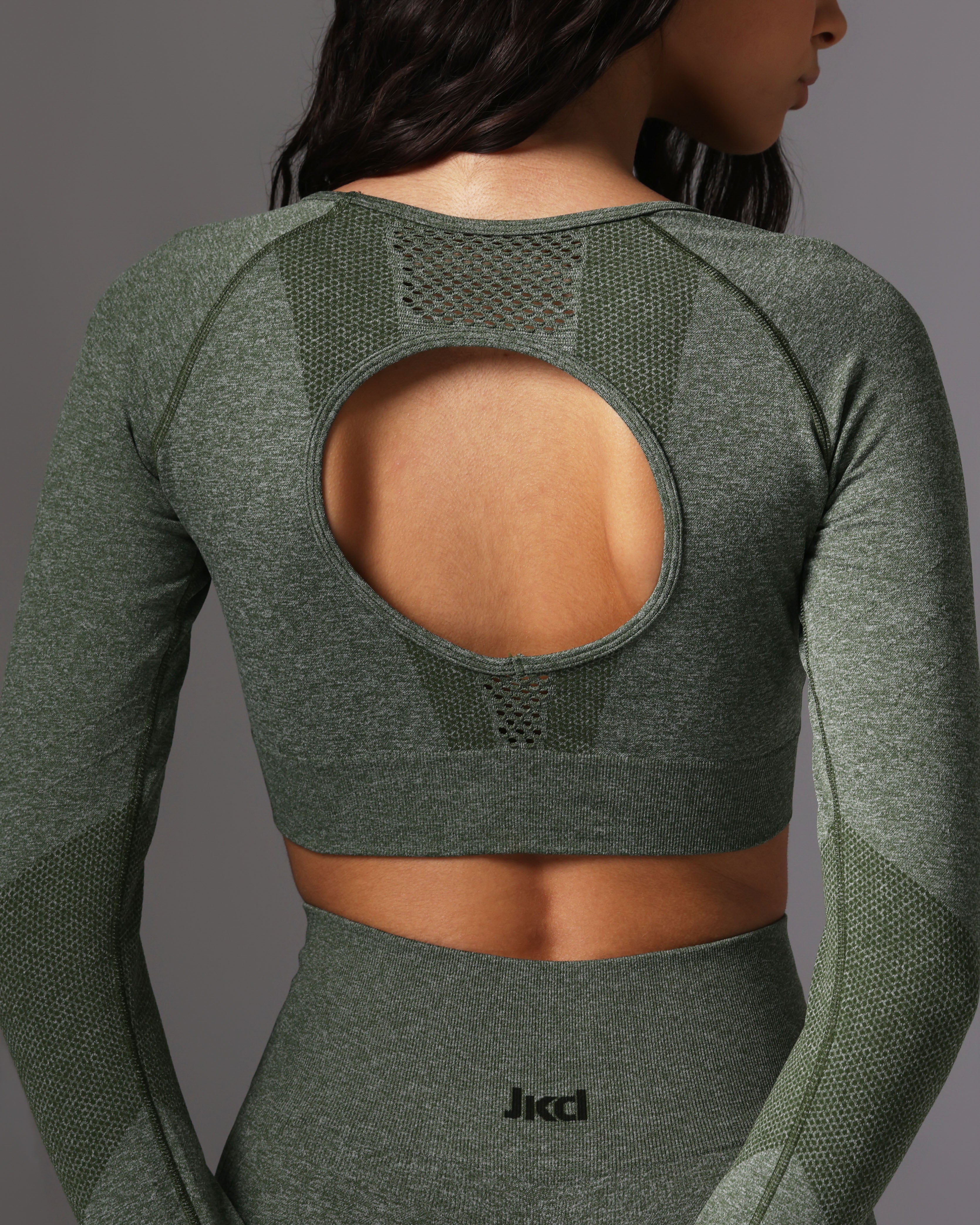 2cf8f83b1d1294098cd81e10bf3a4b5e_VERDE_JKTH9G301D_18_663